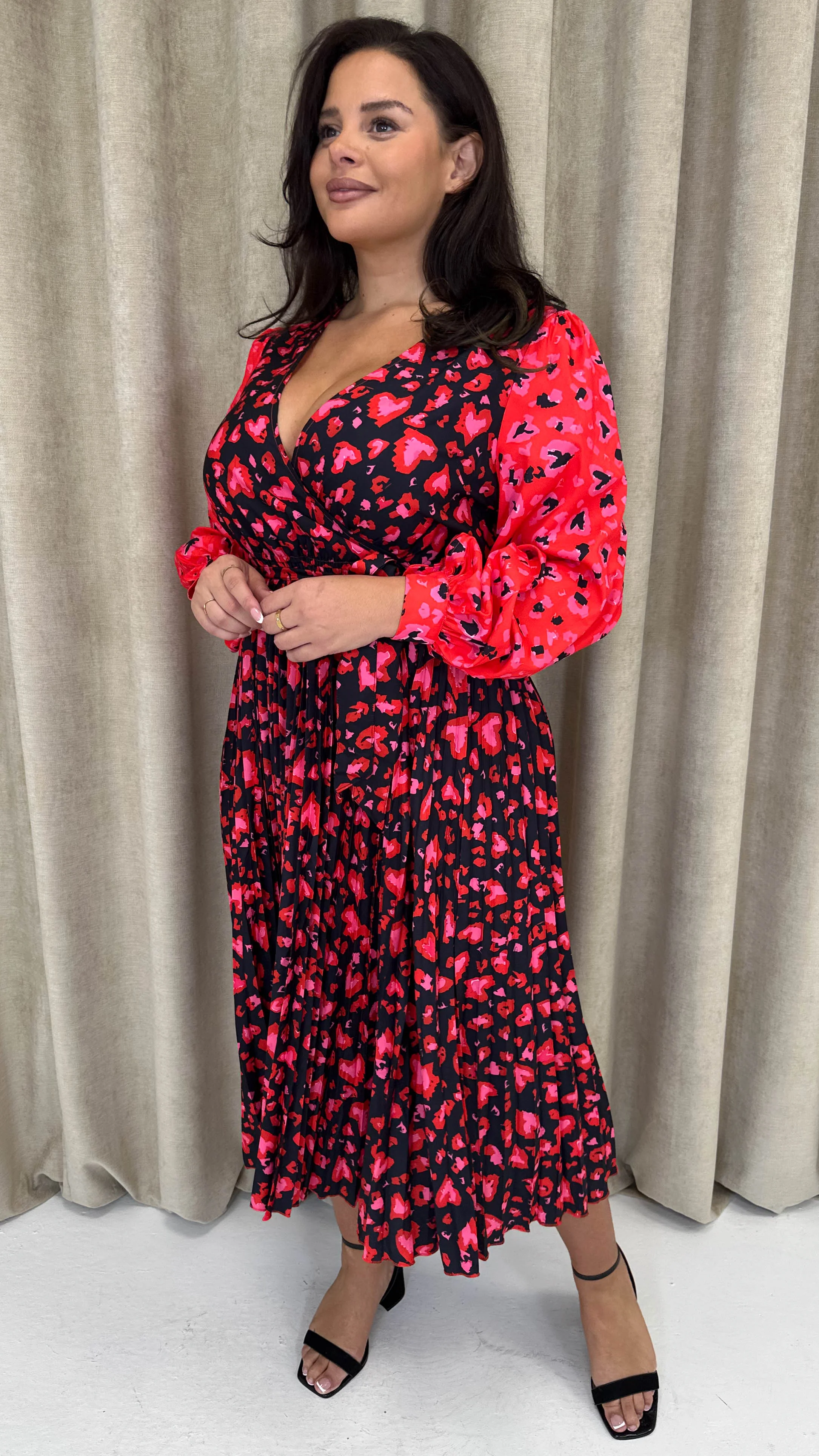 CurveWow Printed Pleated Midi Dress Red Animal Mix - Image 4