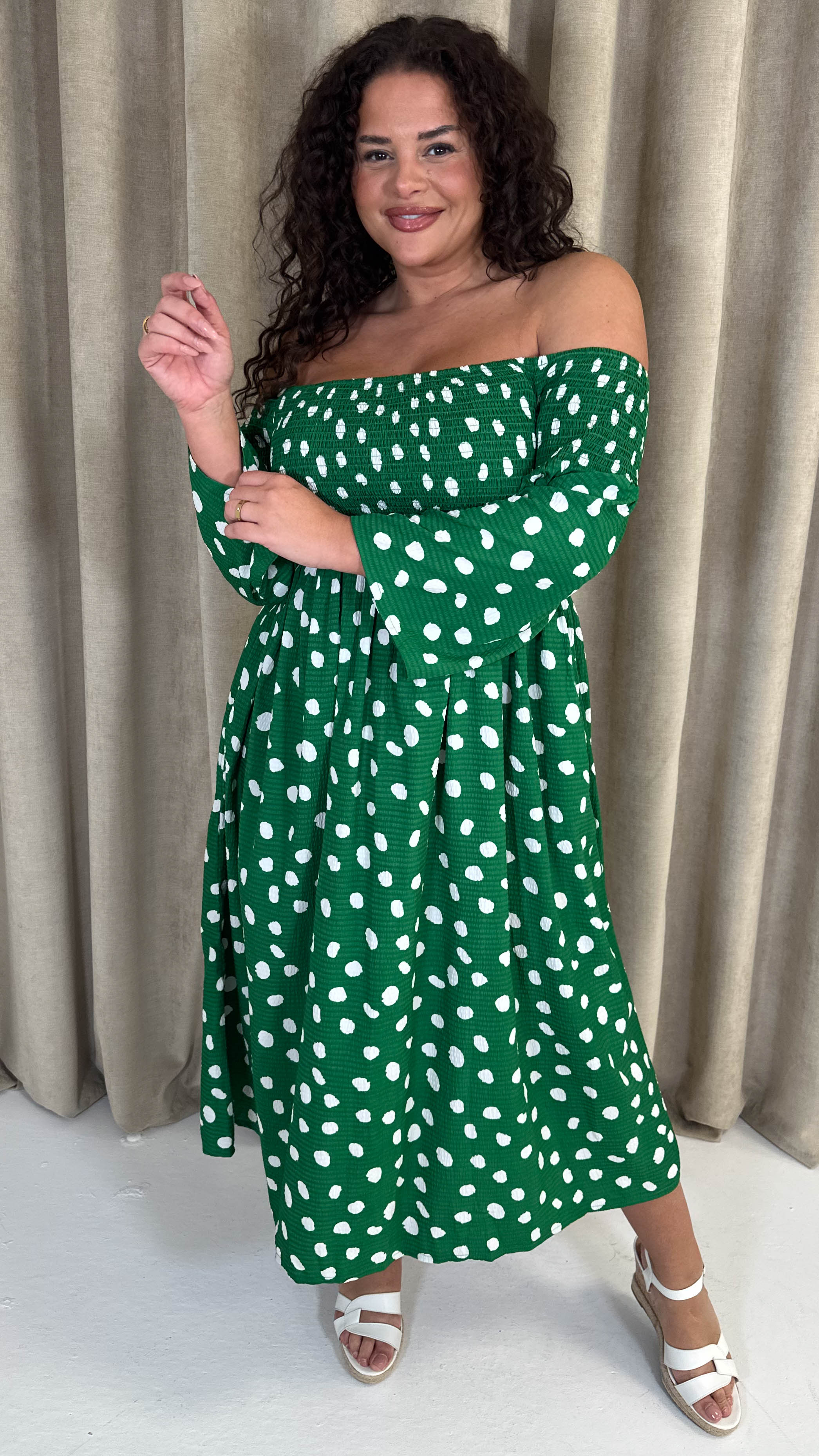 CurveWow Bardot Shirred Midaxi Dress Green Spot - Image 5