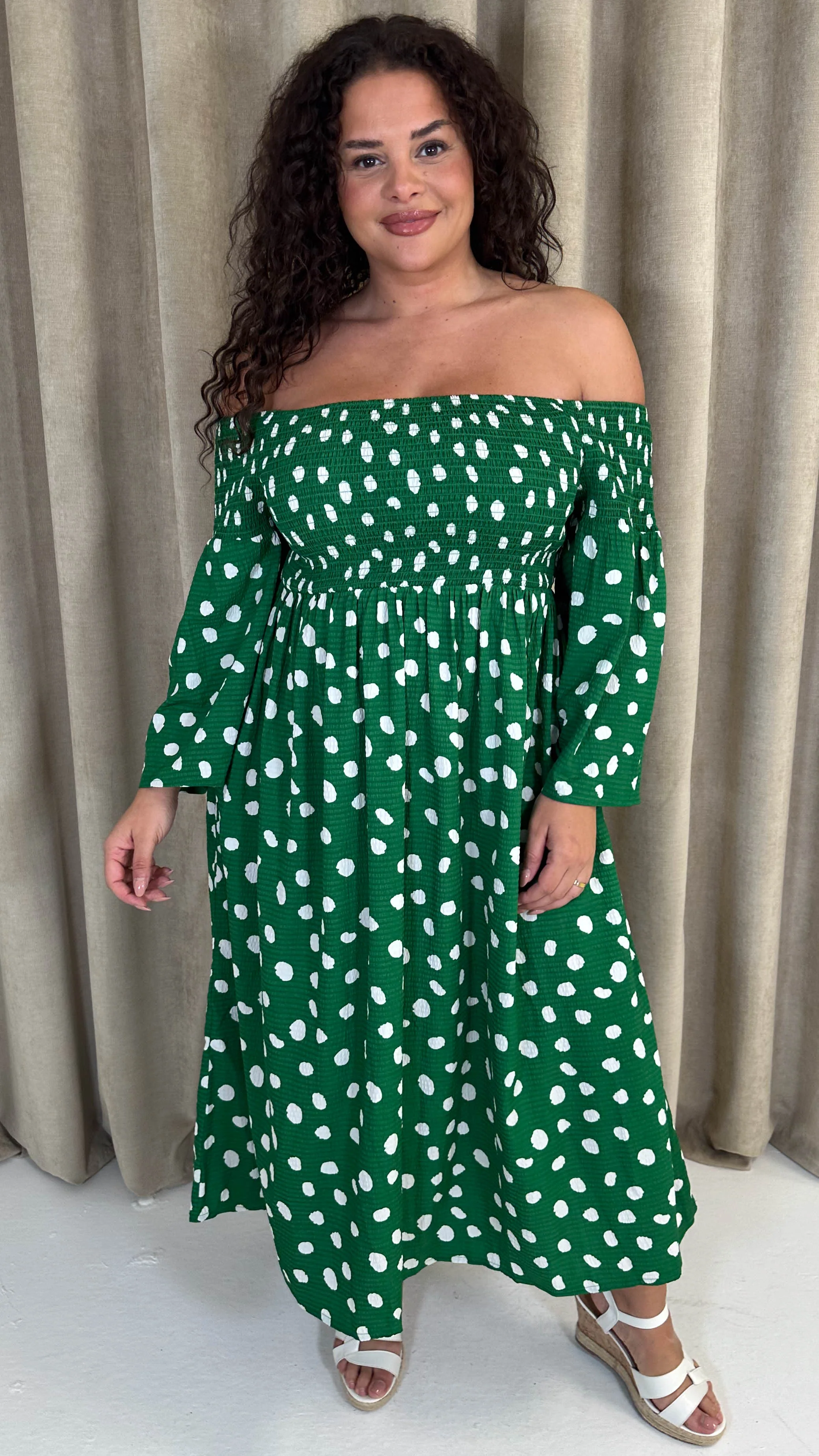 CurveWow Bardot Shirred Midaxi Dress Green Spot - Image 7