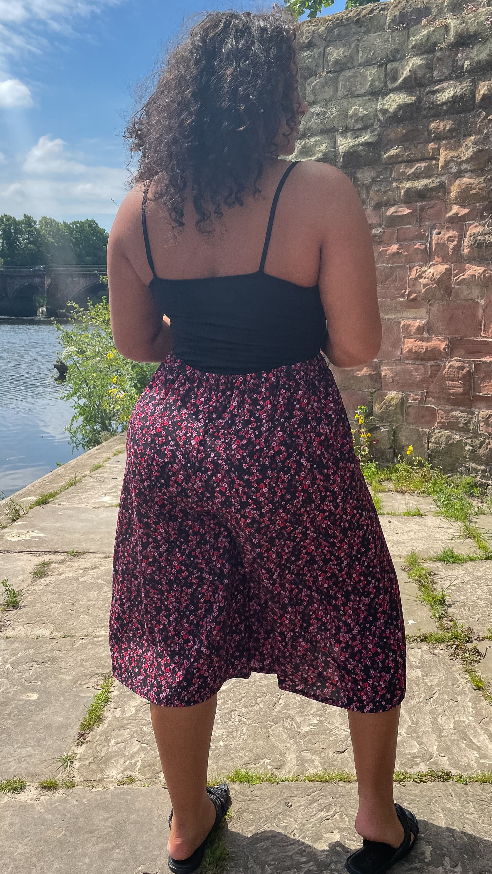 CurveWow Black Red Pink Floral Culottes - Image 7