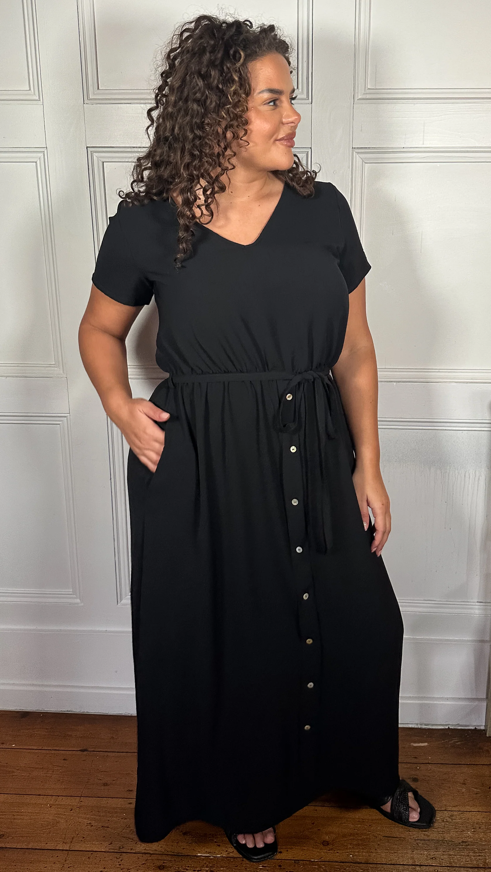 CurveWow Button Front Ocean Crepe Maxi Dress Black - Image 5
