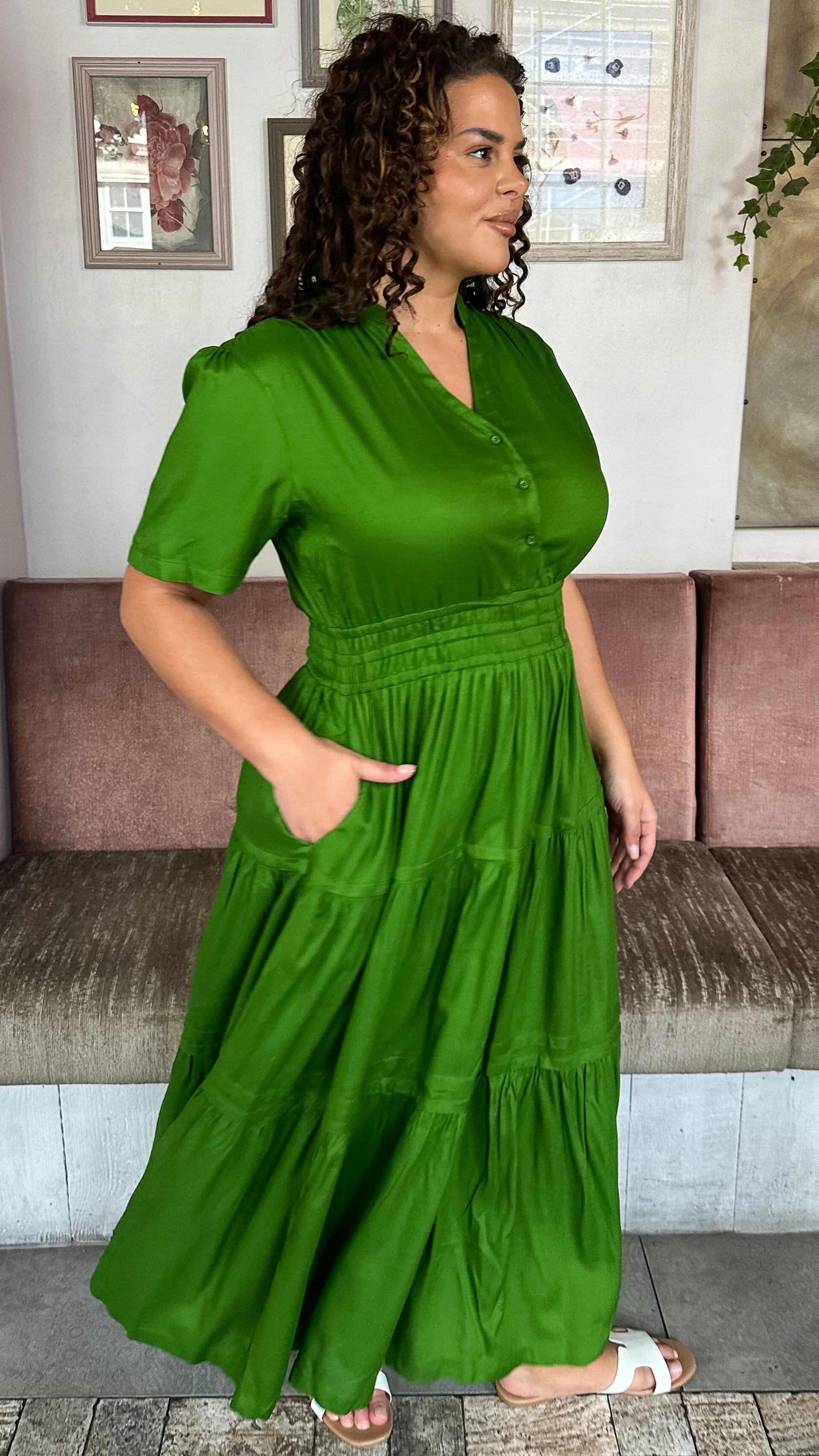 CurveWow Button Front Tiered Maxi Dress Green - Image 5
