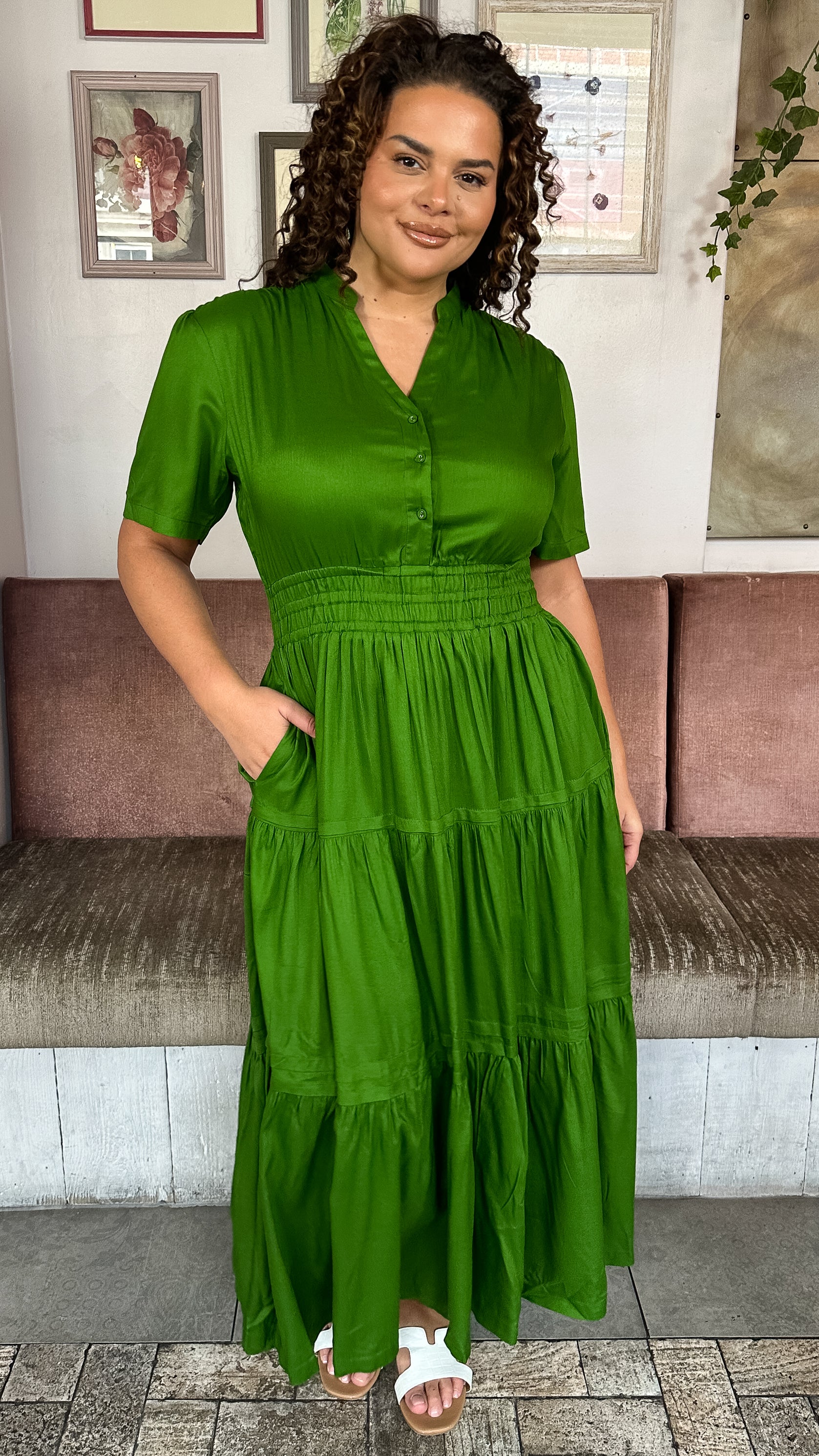 CurveWow Button Front Tiered Maxi Dress Green - Image 6