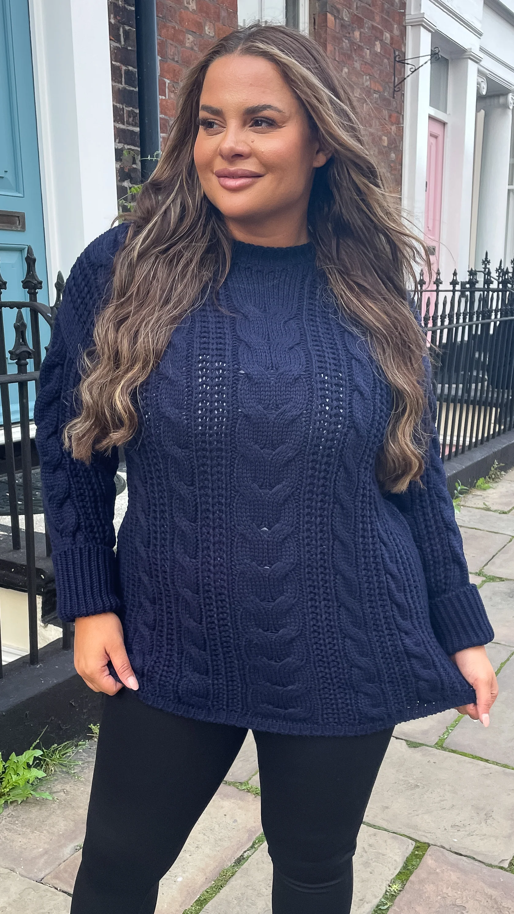 CurveWow Cable Knit Jumper Navy - Image 7
