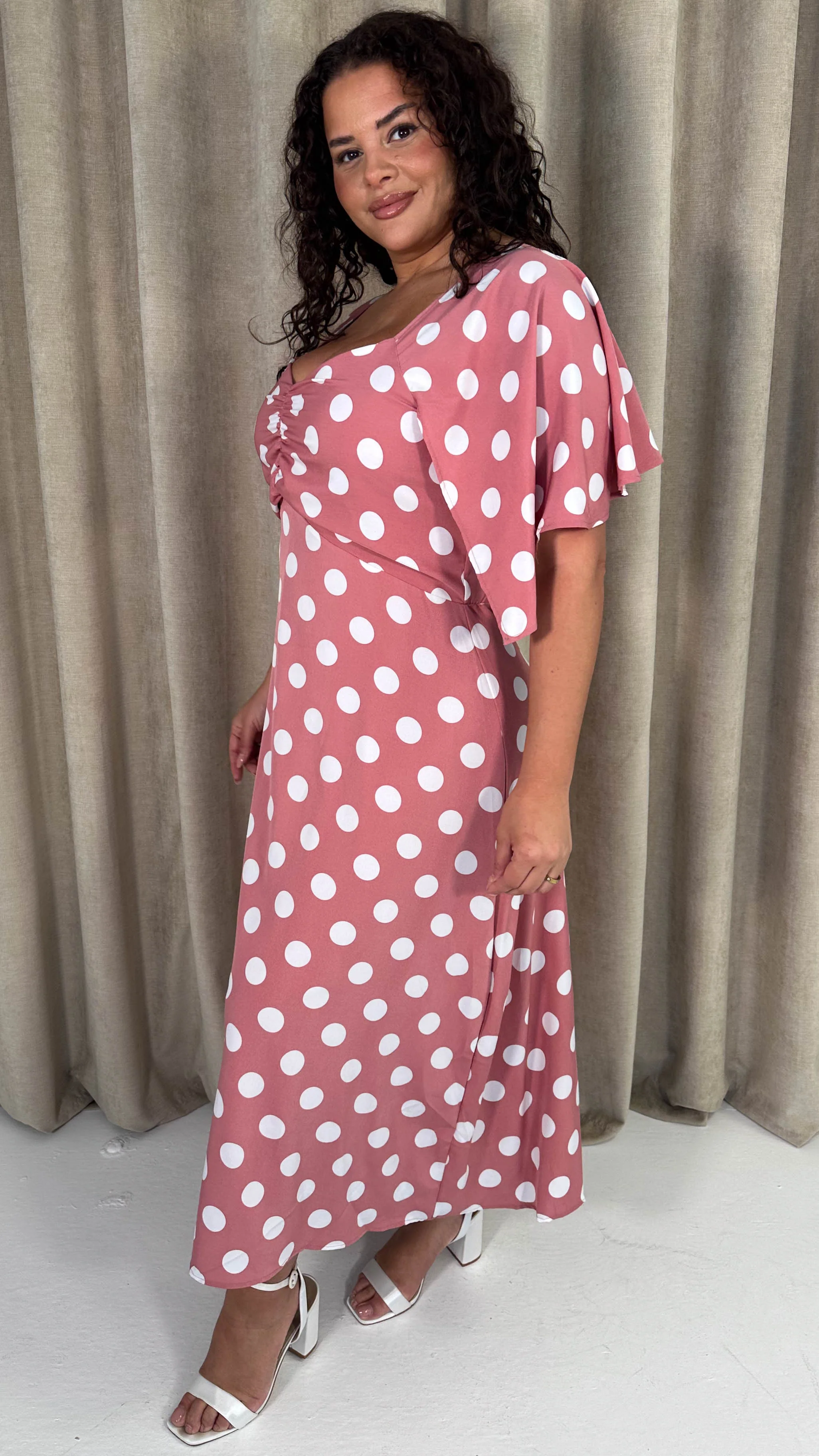 CurveWow Ruched Front Midi Dress Pink Polka Dot - Image 4