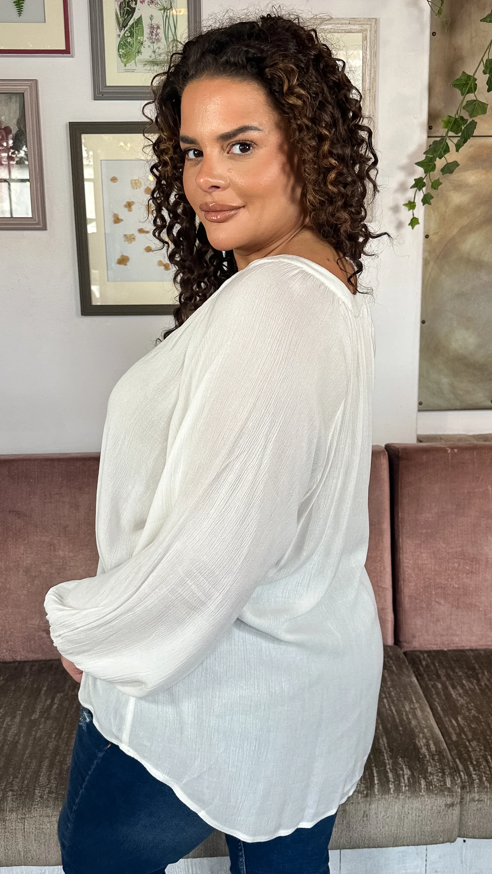 CurveWow Cheese Cloth Vneck Top White - Image 8