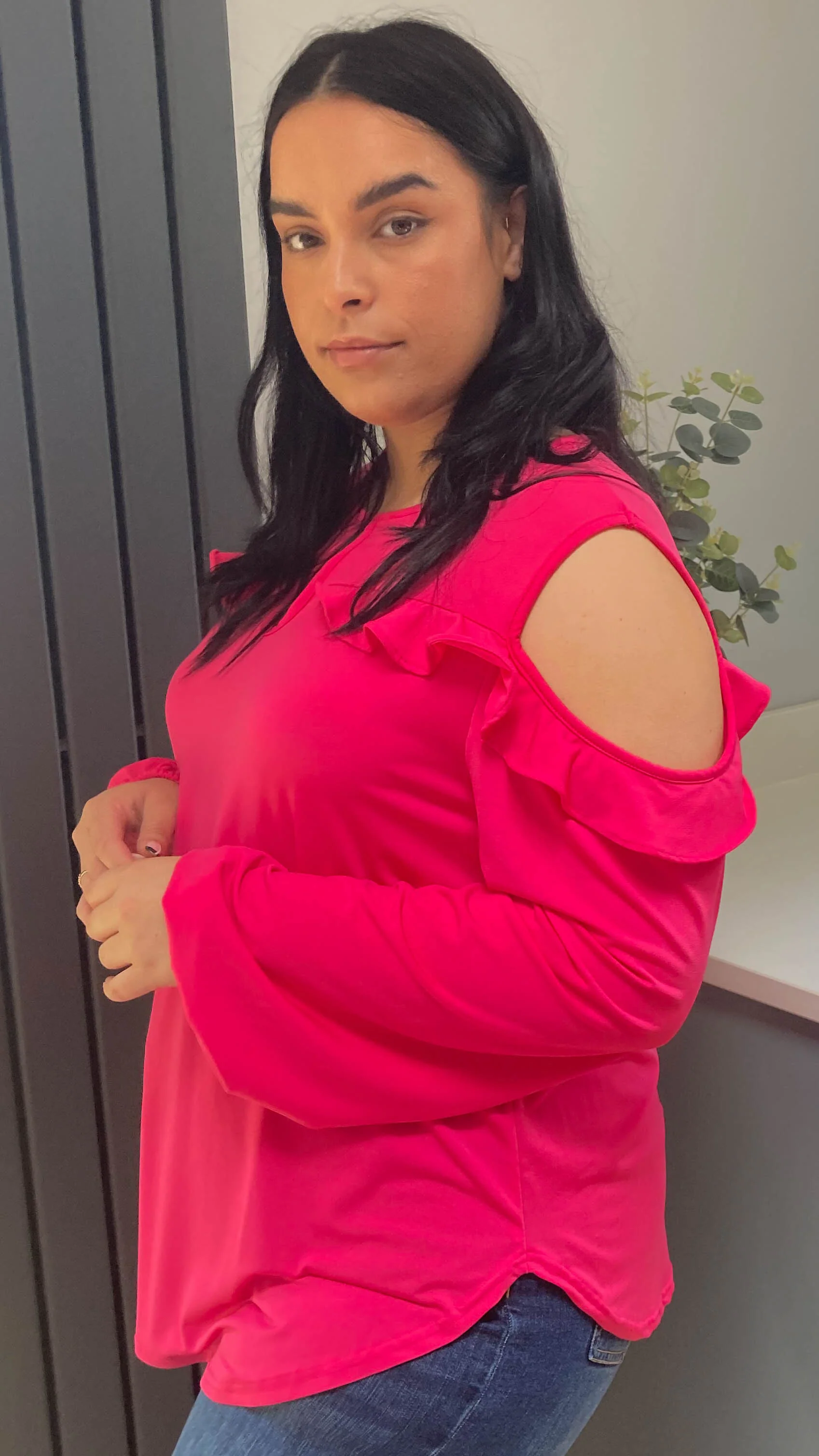 CurveWow Cold Shoulder Frill Top Pink - Image 2