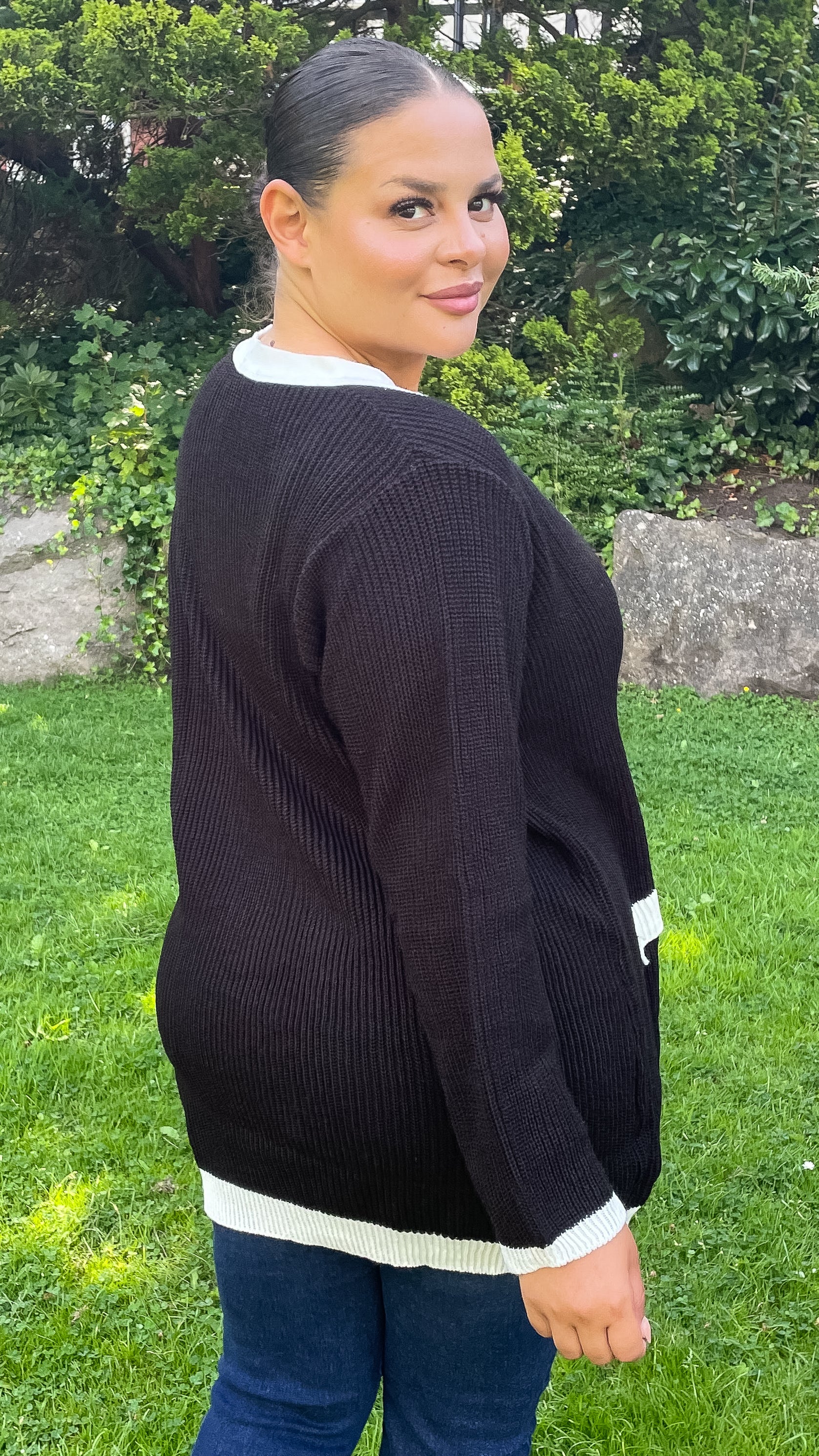 CurveWow Contrast Cardigan Black/Ivory - Image 7