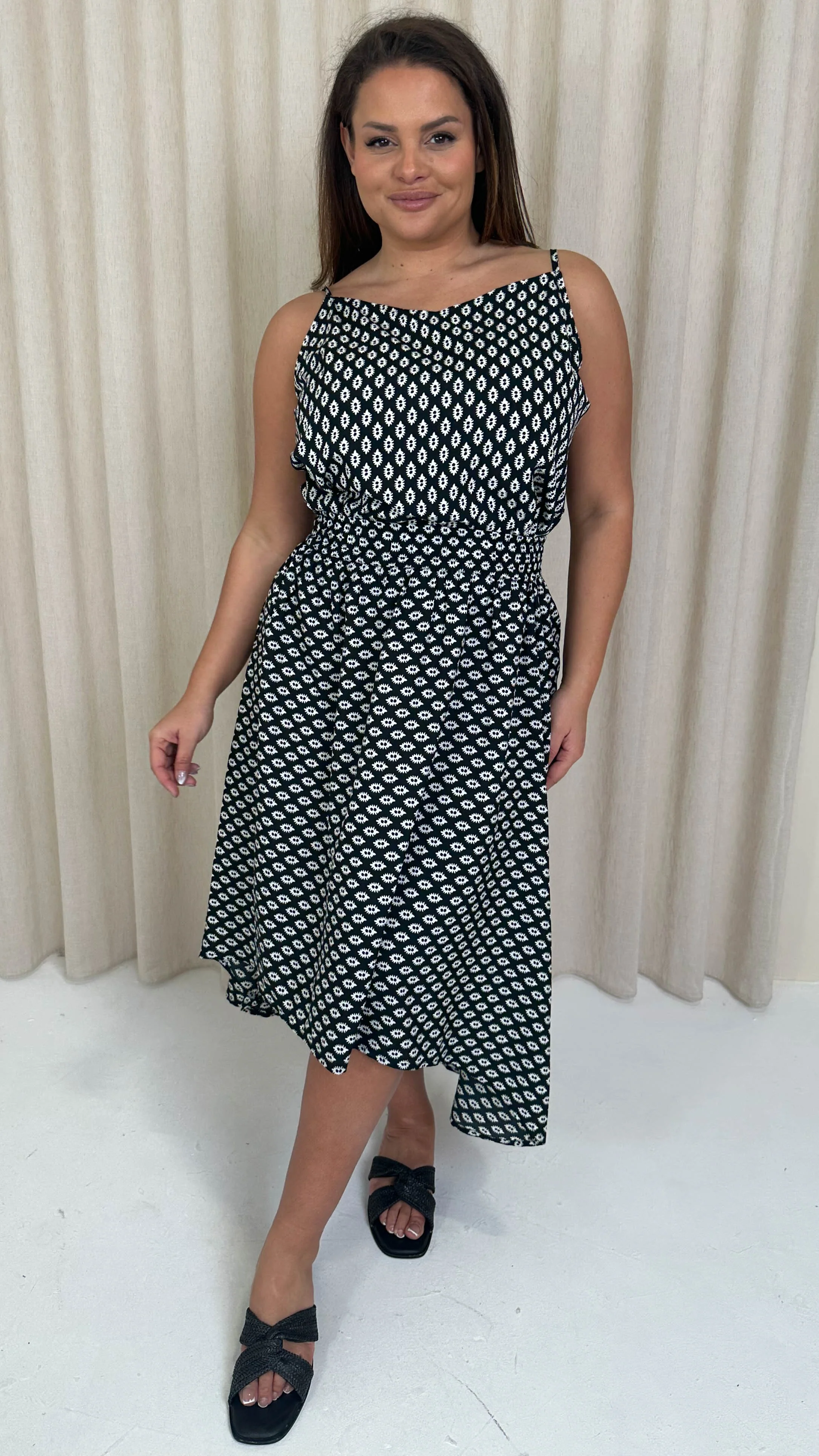 CurveWow Dipped Hem Midi Skirt Mono Geo - Image 6
