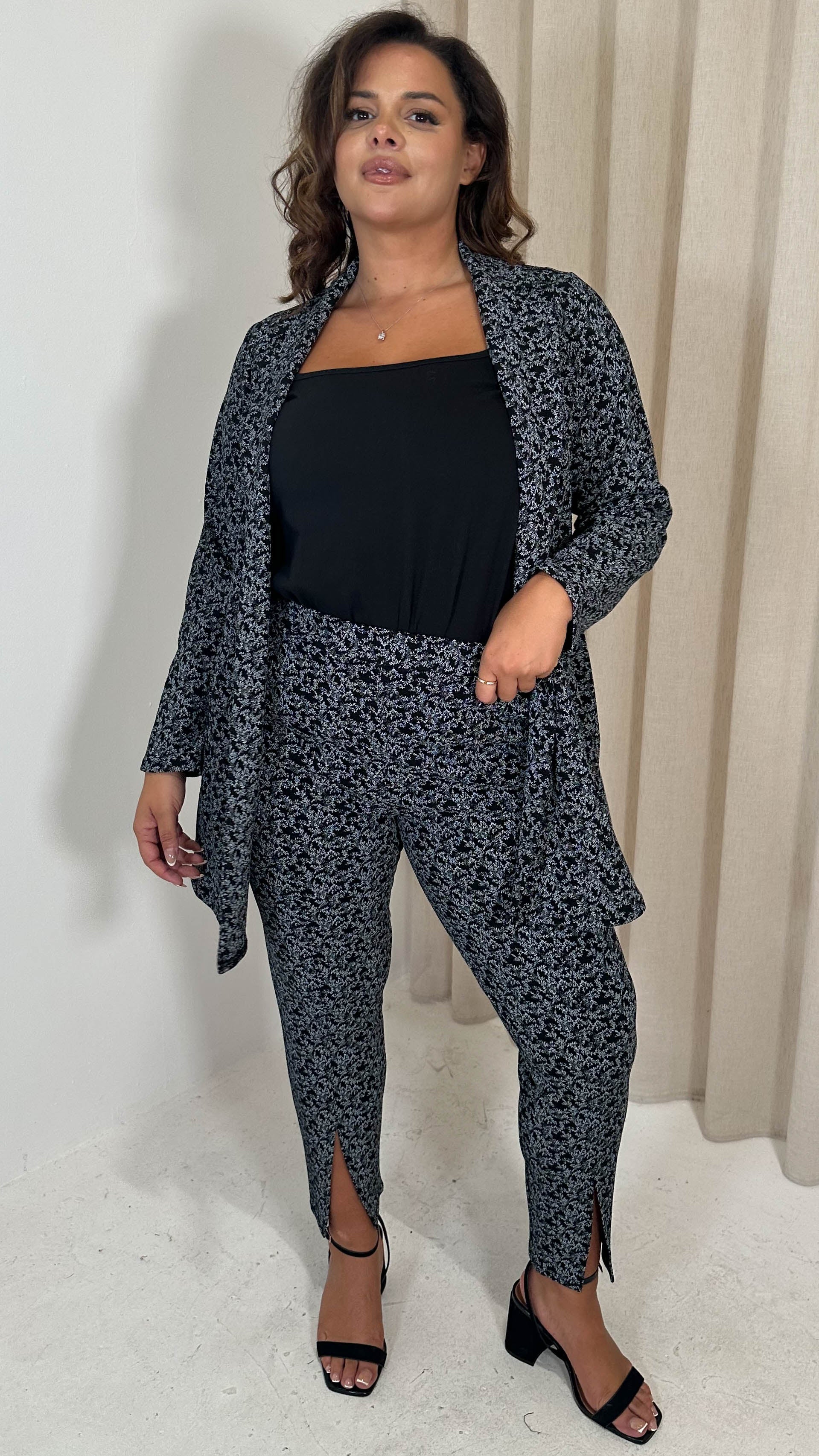 CurveWow Ditsy Print Blazer Mono Ditsy - Image 4