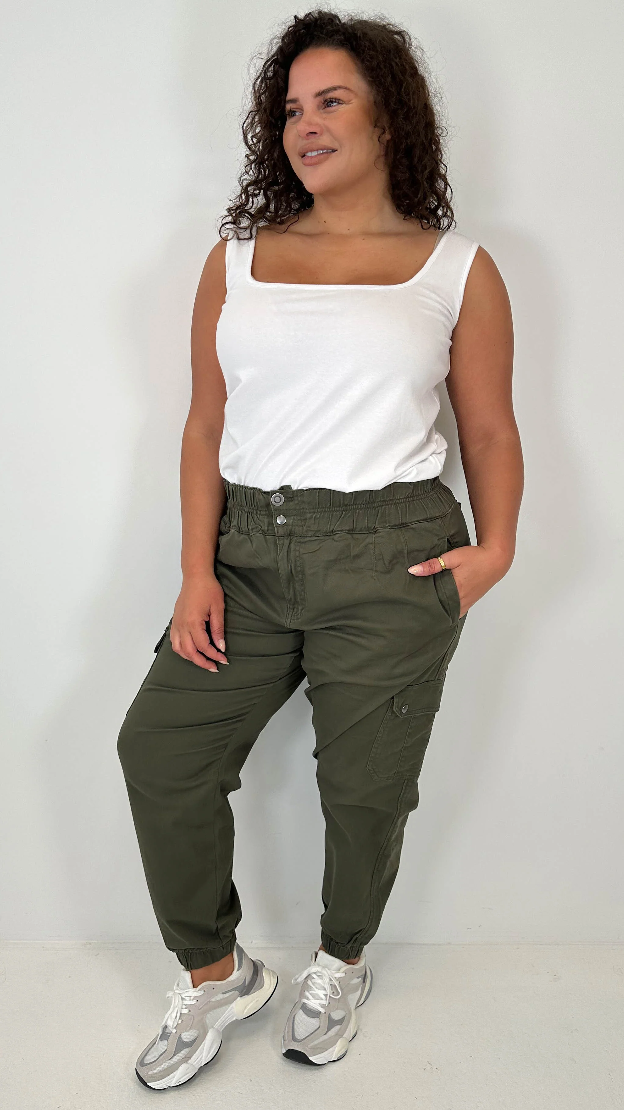 CurveWow Cargo Trouser Khaki - Image 6