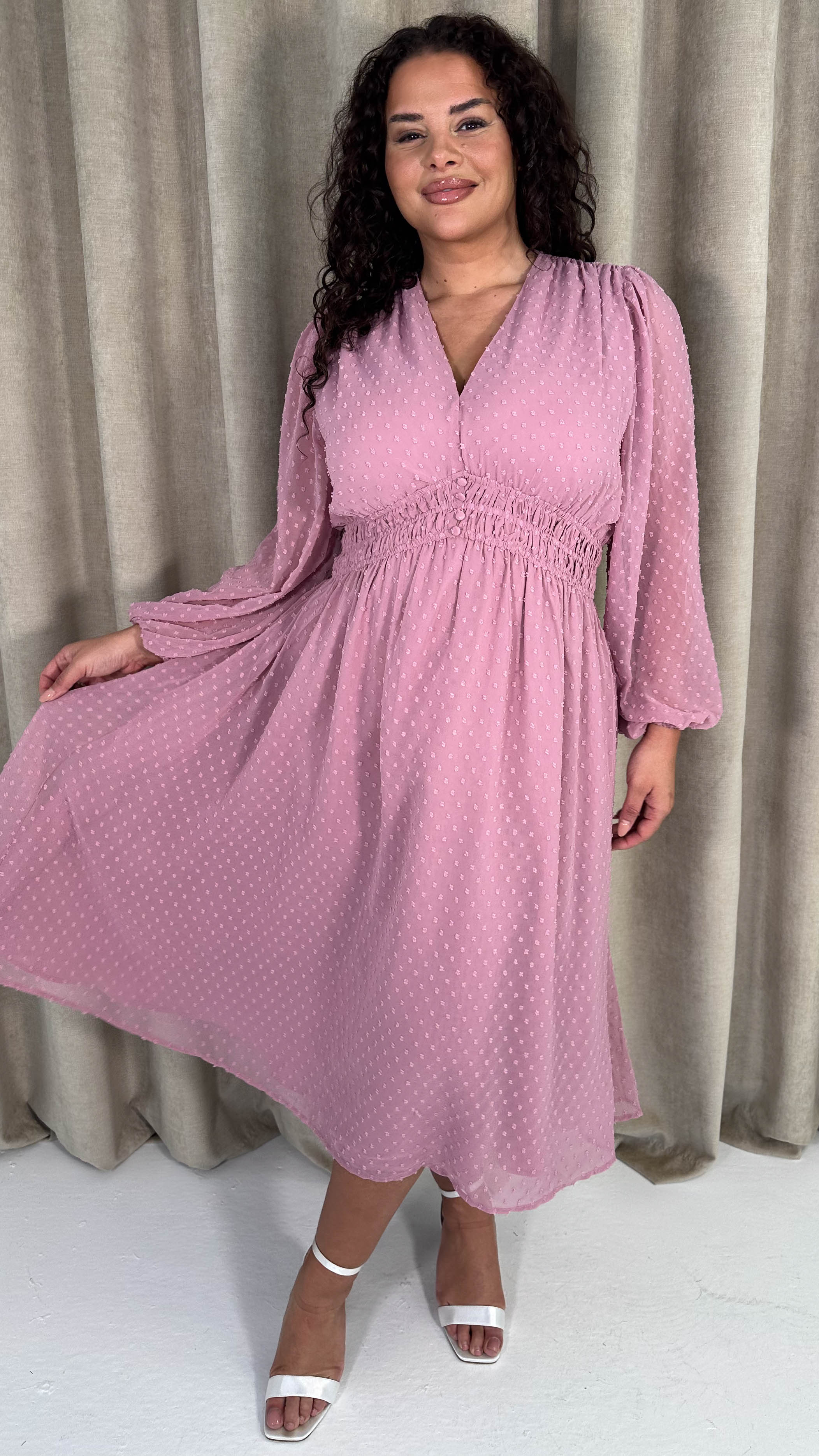 CurveWow Dobby Shirred Bodice Midi Dress Pink - Image 6