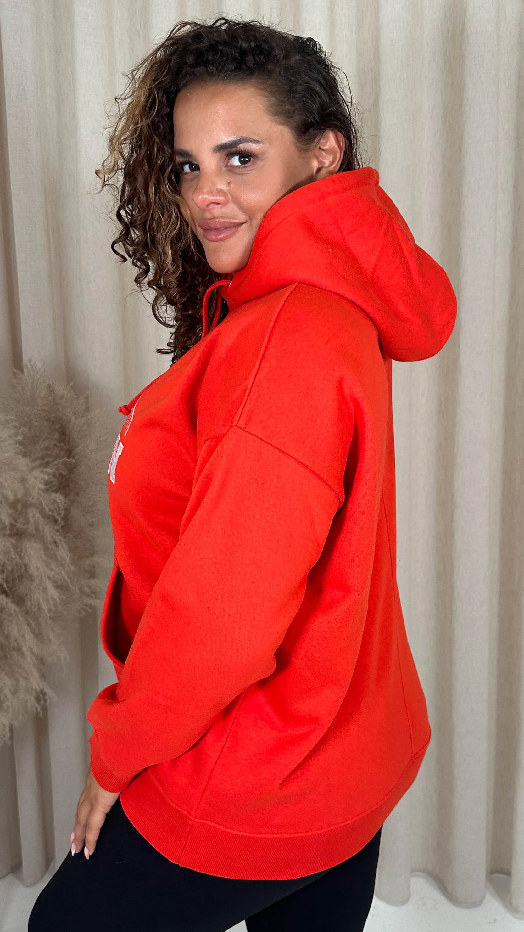 CurveWow Embroidered Flag Slogan Hoodie Red - Image 8