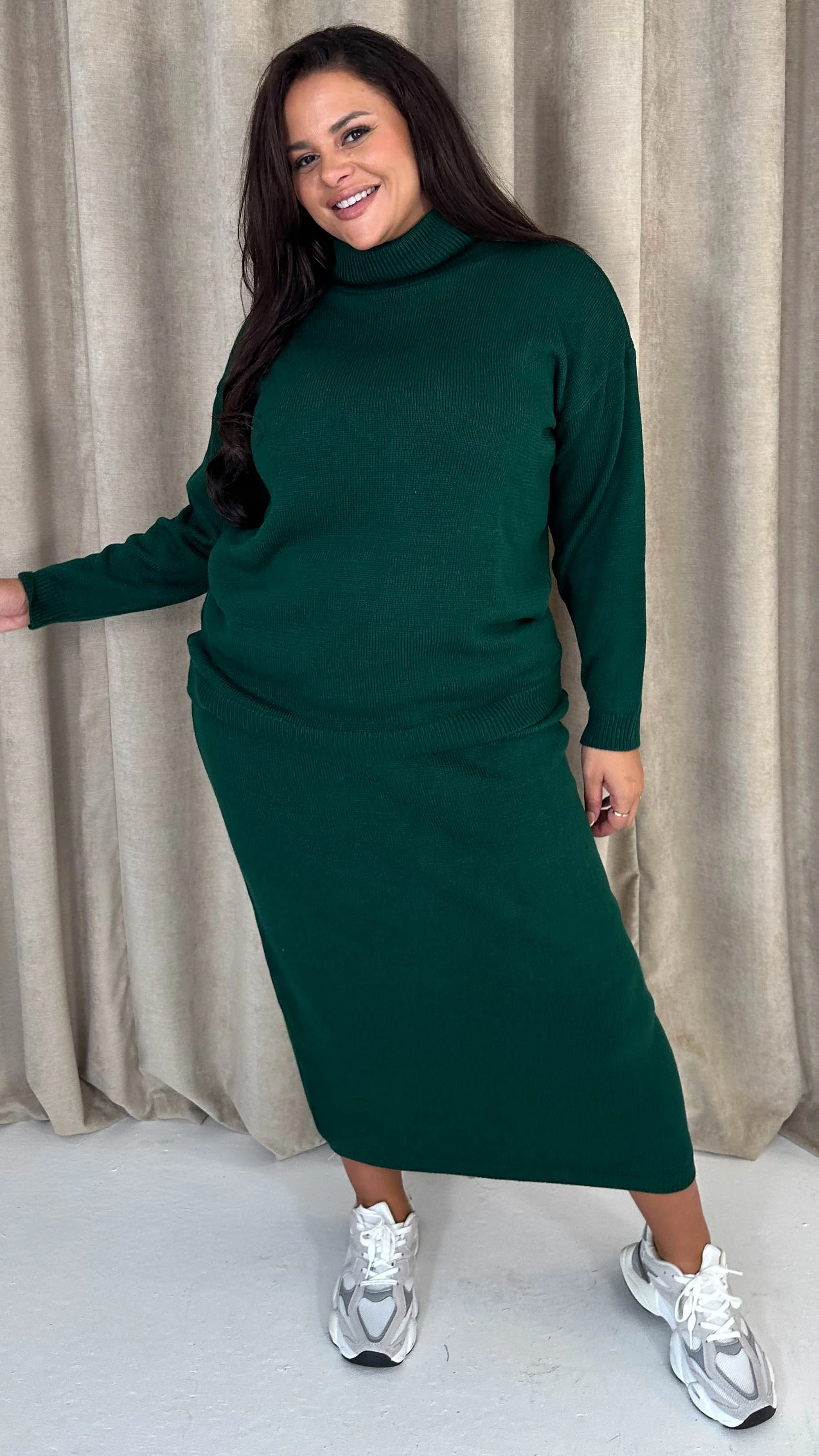 CurveWow Knitted Midi Skirt & Jumper Co-Ord Green - Image 6