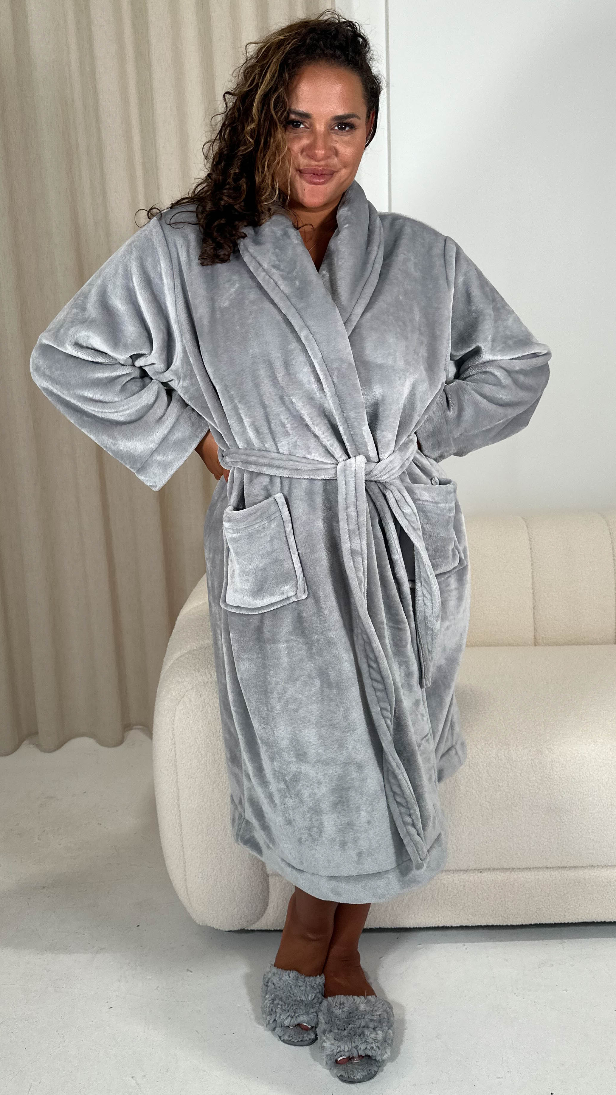CurveWow Fleece Dressing Gown Grey - Image 4