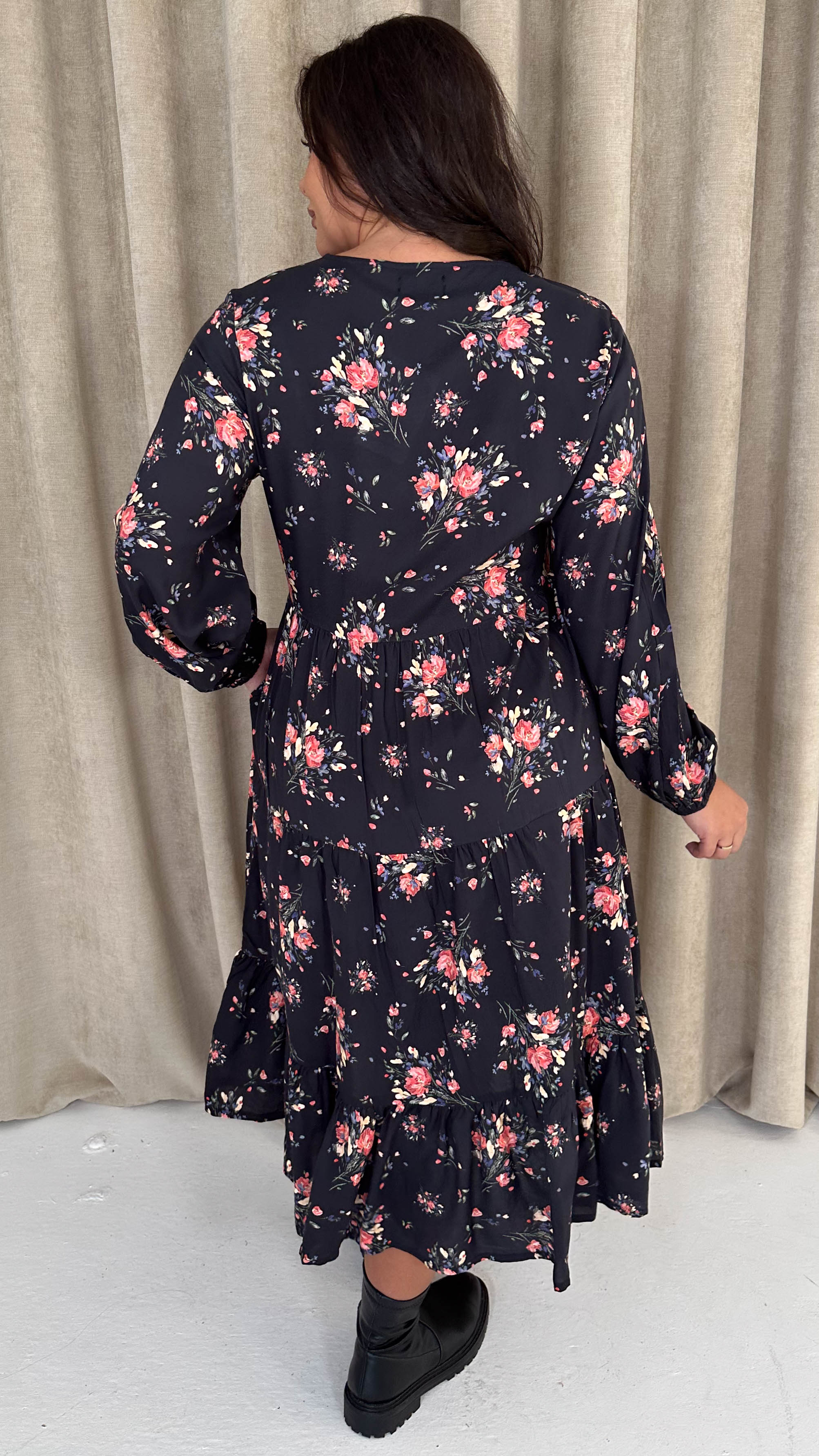 CurveWow Floral Tassel Tiered Dress Black Floral - Image 6