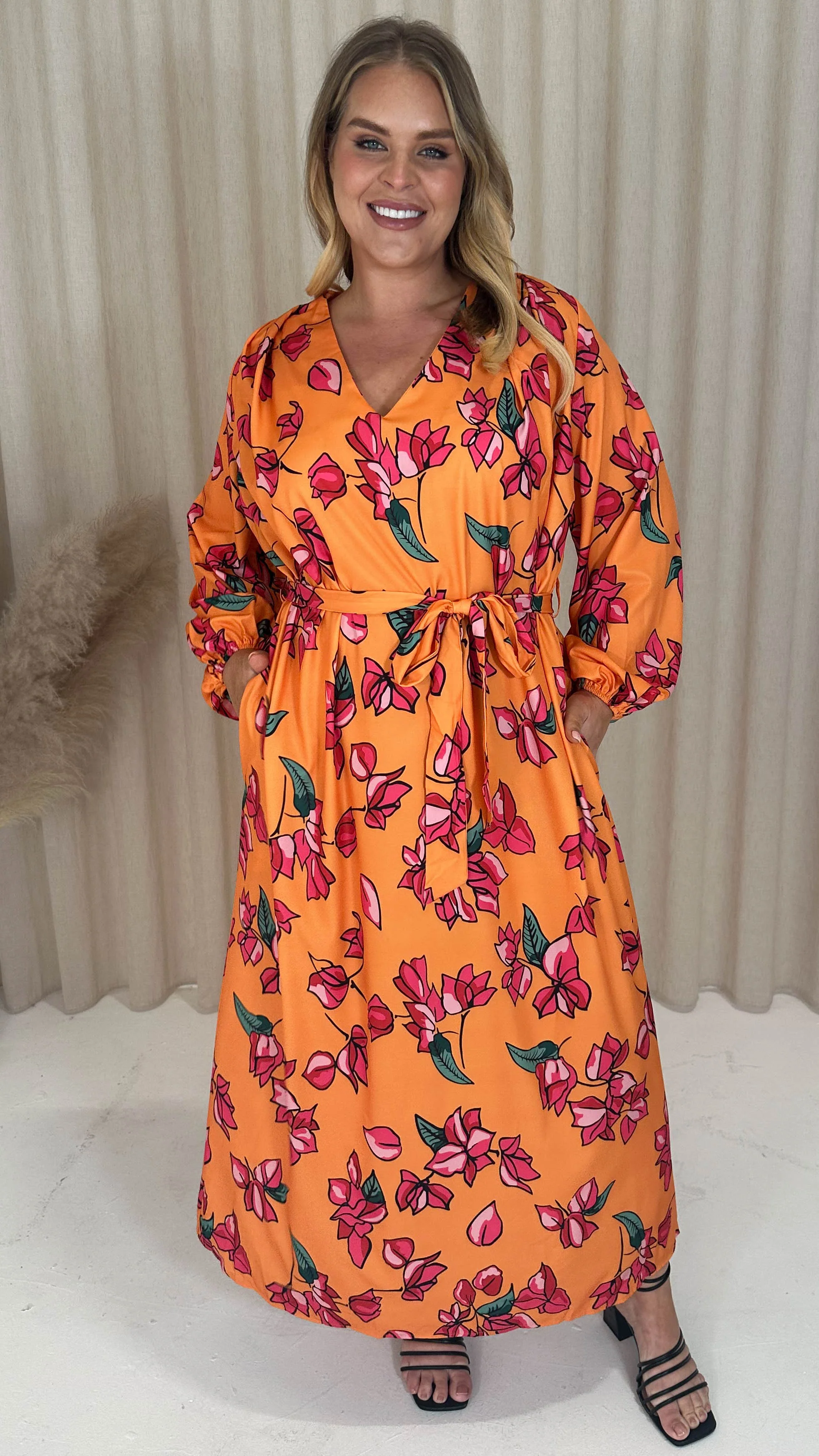 CurveWow V Neck Maxi Dress Pink Floral - Image 2