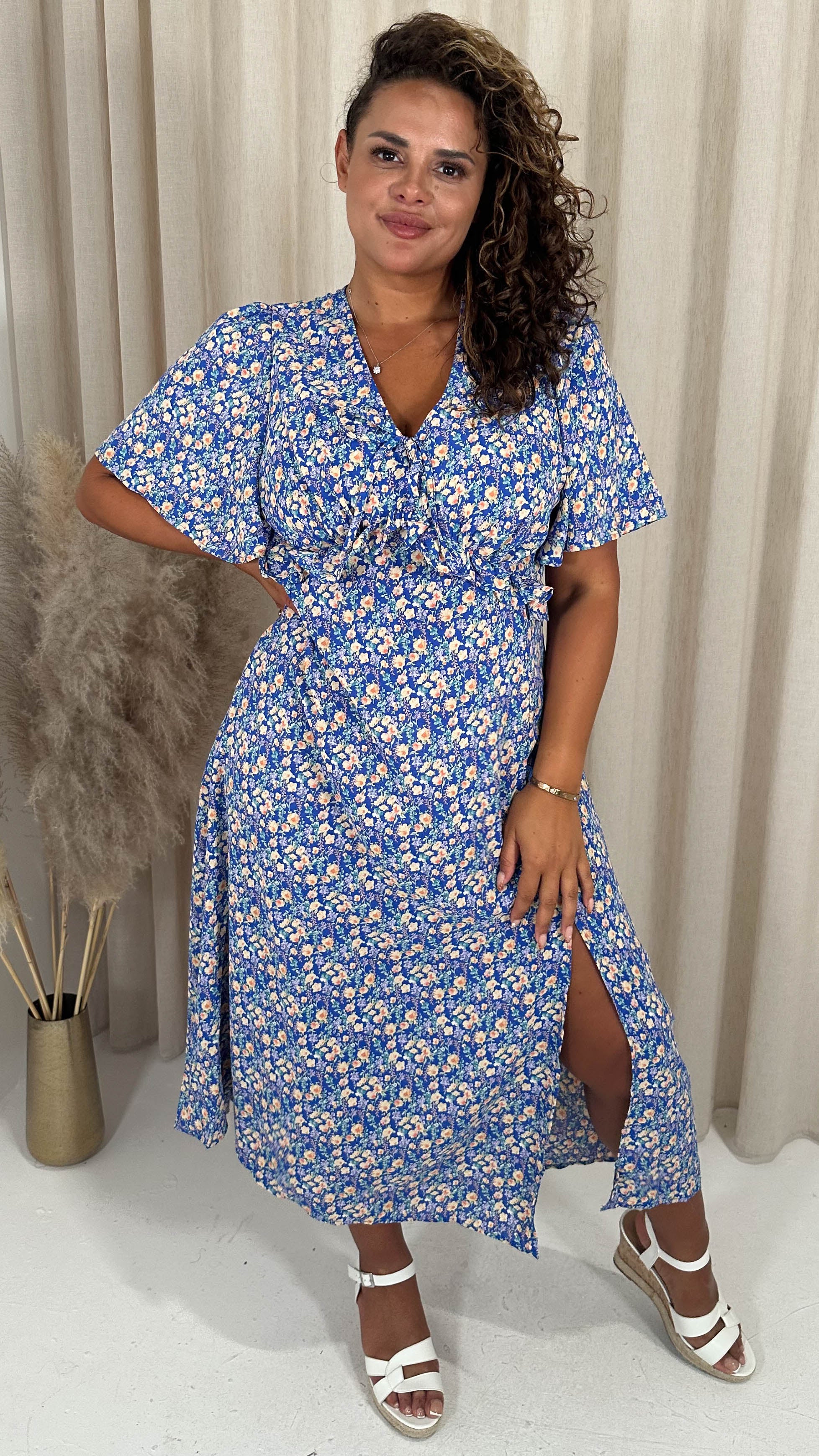 CurveWow Frill Bust Vneck Tea Dress Blue Floral - Image 5