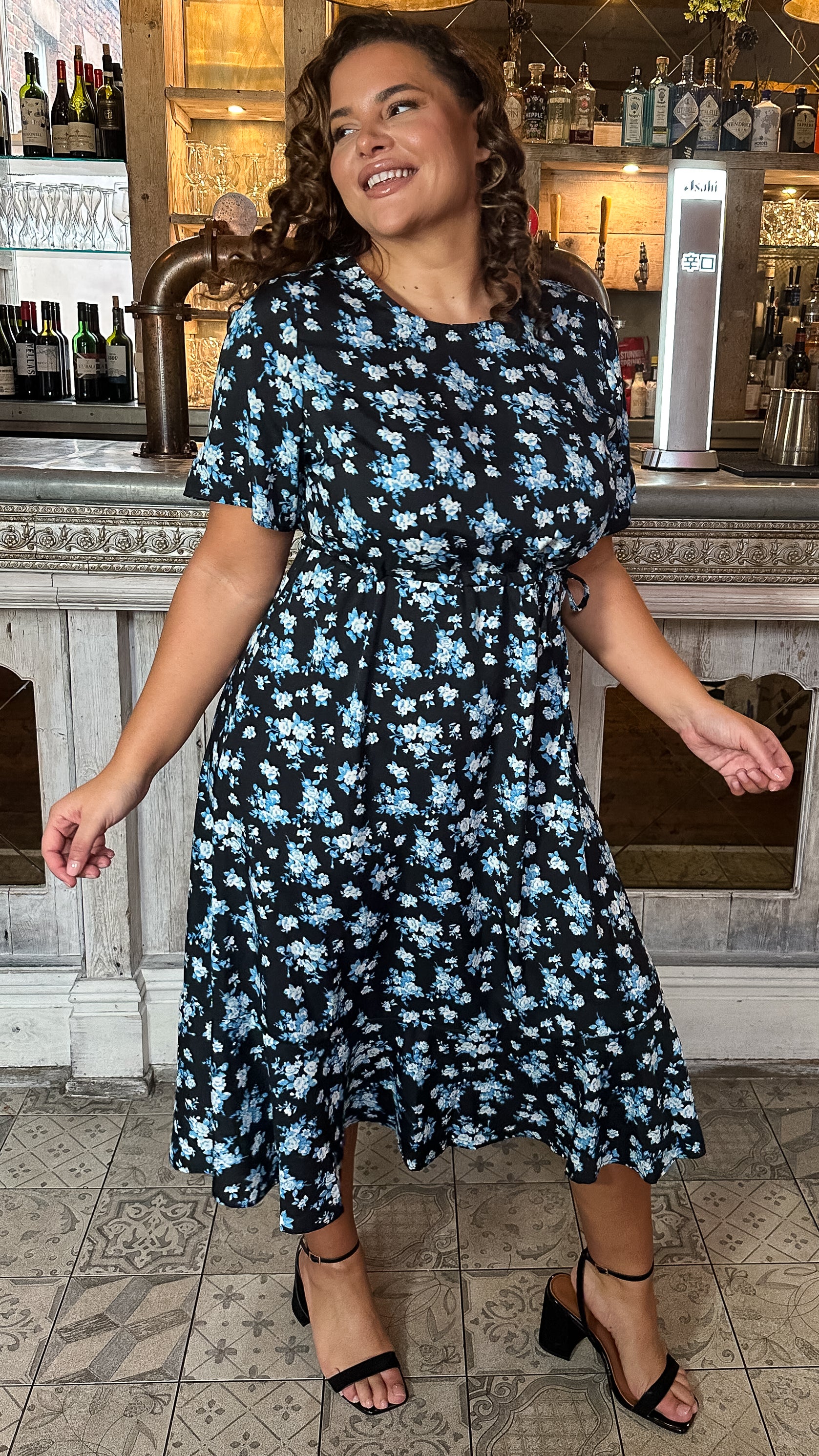 CurveWow Frill Hem Midi Dress Black Blue Floral - Image 7