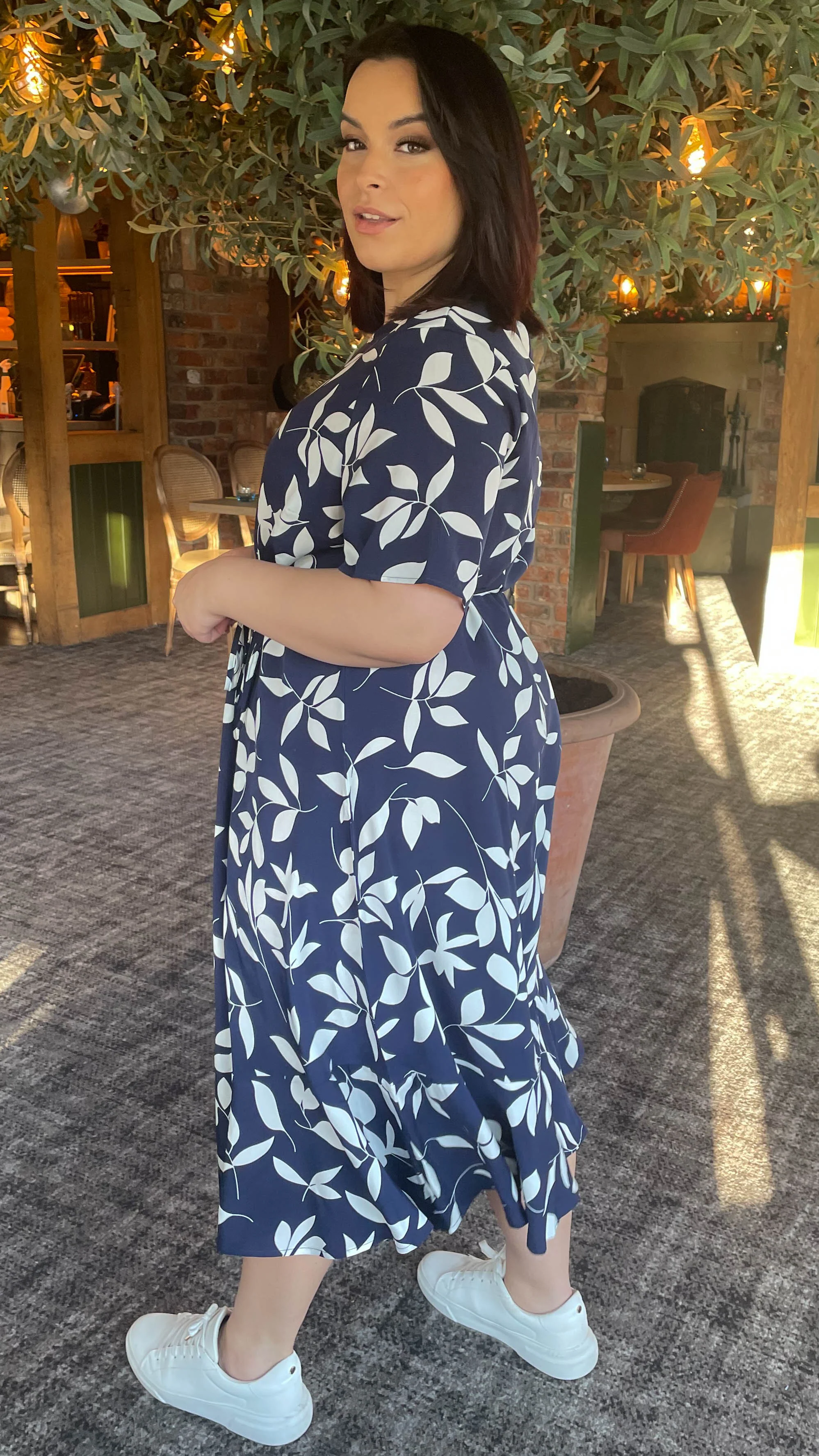 CurveWow Frill Hem Midi Dress Navy Ivory Floral - Image 10