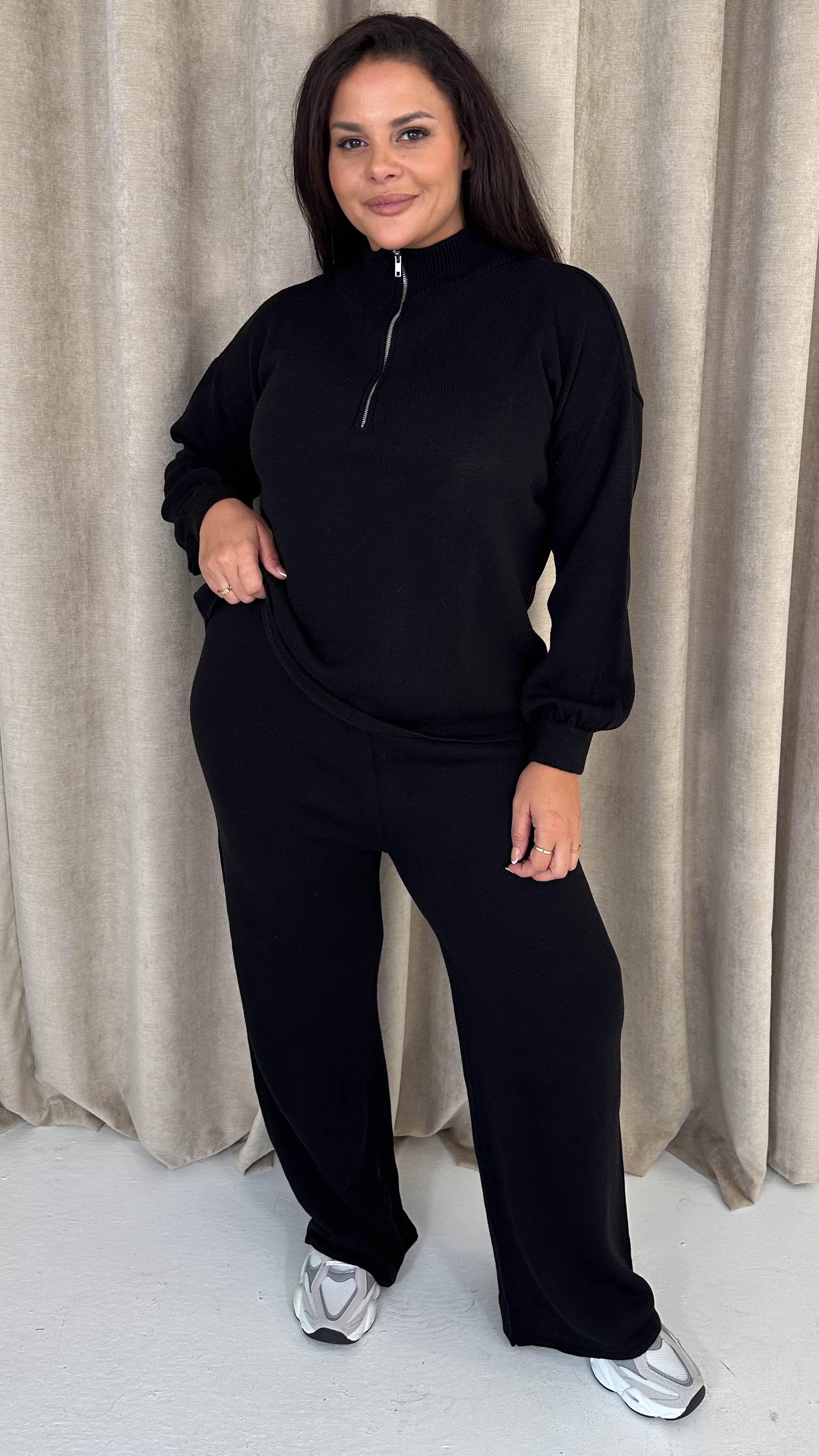 CurveWow Funnel Neck Zip Front Knitted Co-Ord Black - Image 8