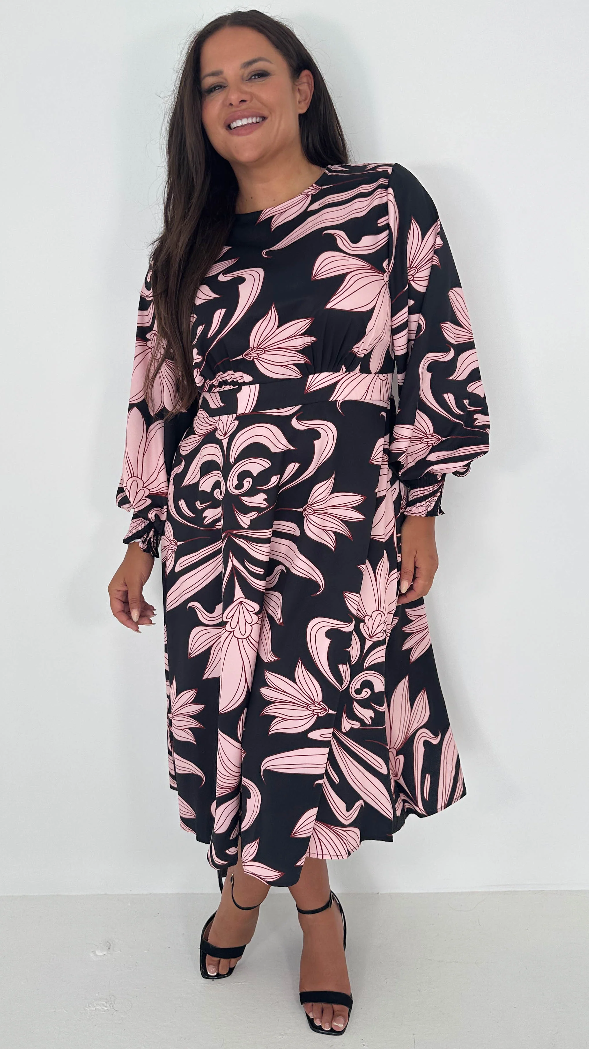CurveWow Gathered Front Midi Dress Pink & Black Floral - Image 7