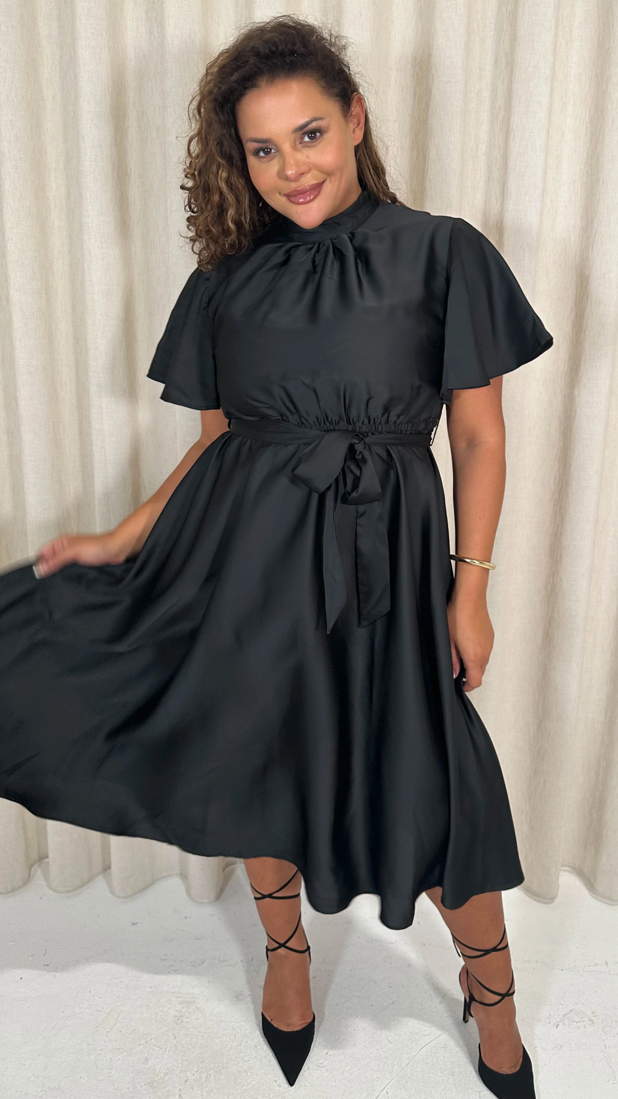CurveWow High Neck Angel Sleeve Pleated Midi Dress Black - Image 4
