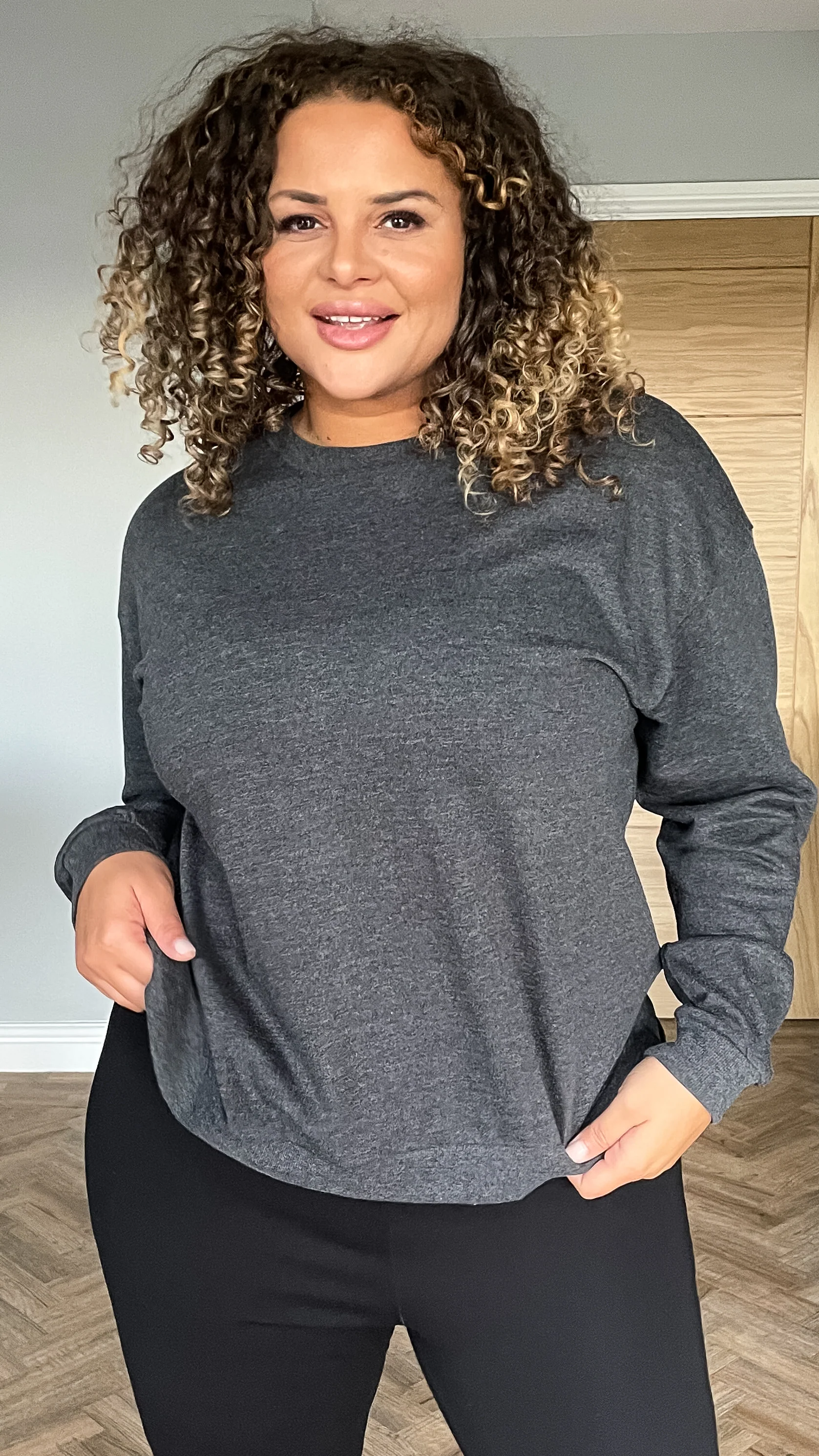 CurveWow Jersey Sweatshirt Charcoal - Image 4