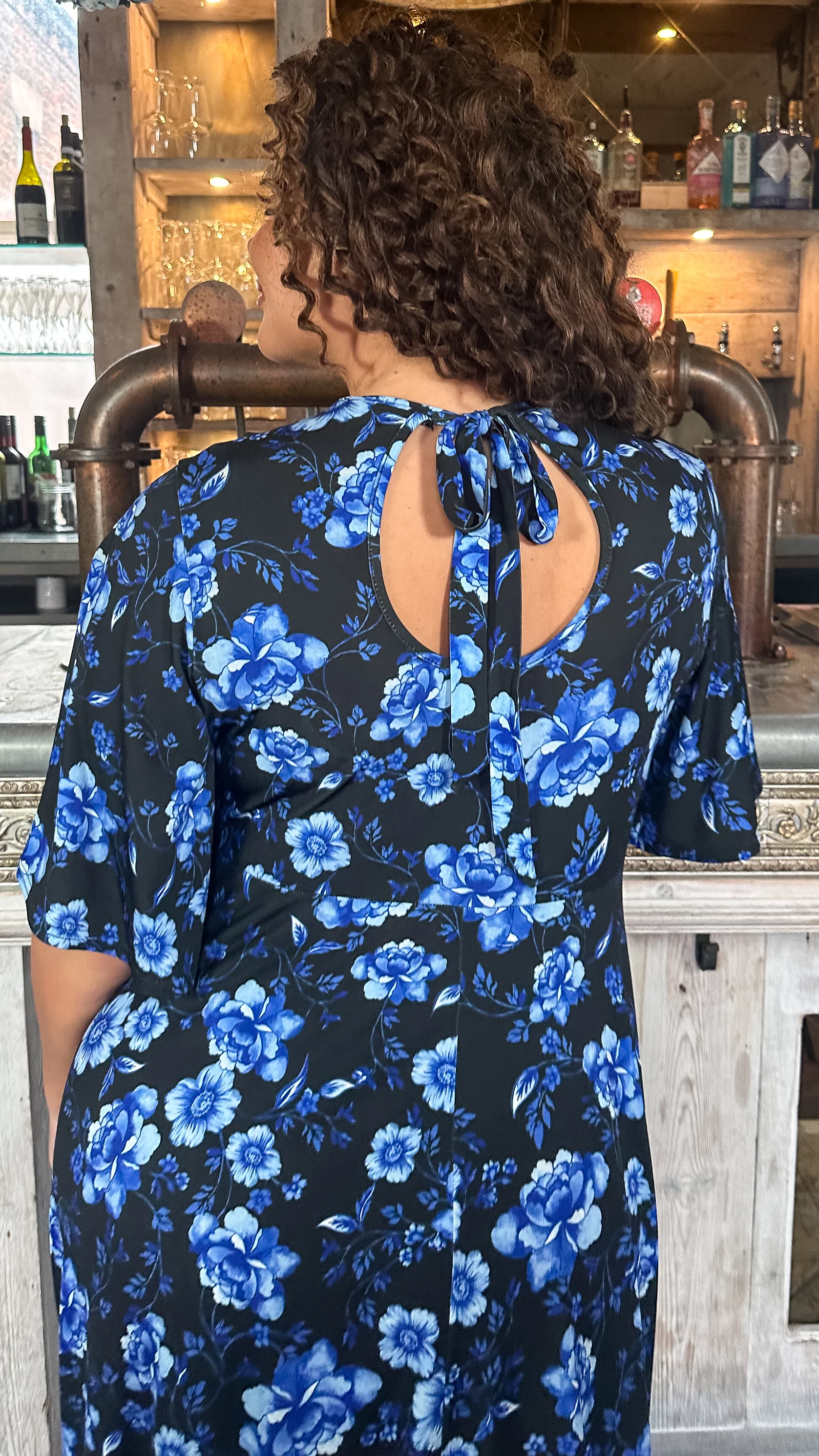 CurveWow Keyhole Front Printed Midi Dress Blue Floral - Image 9