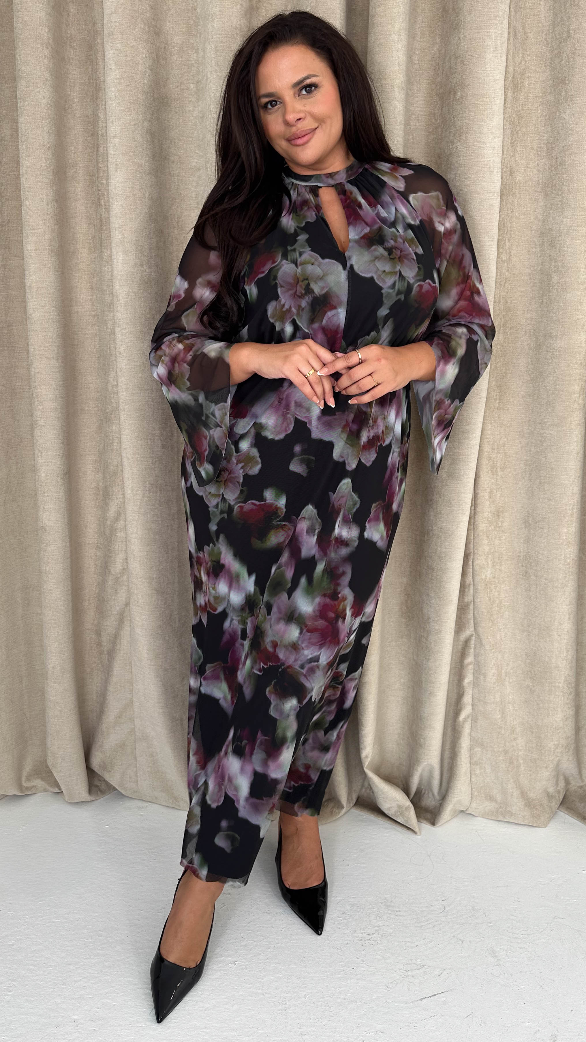 CurveWow Keyhole Mesh Dress Black Floral - Image 3