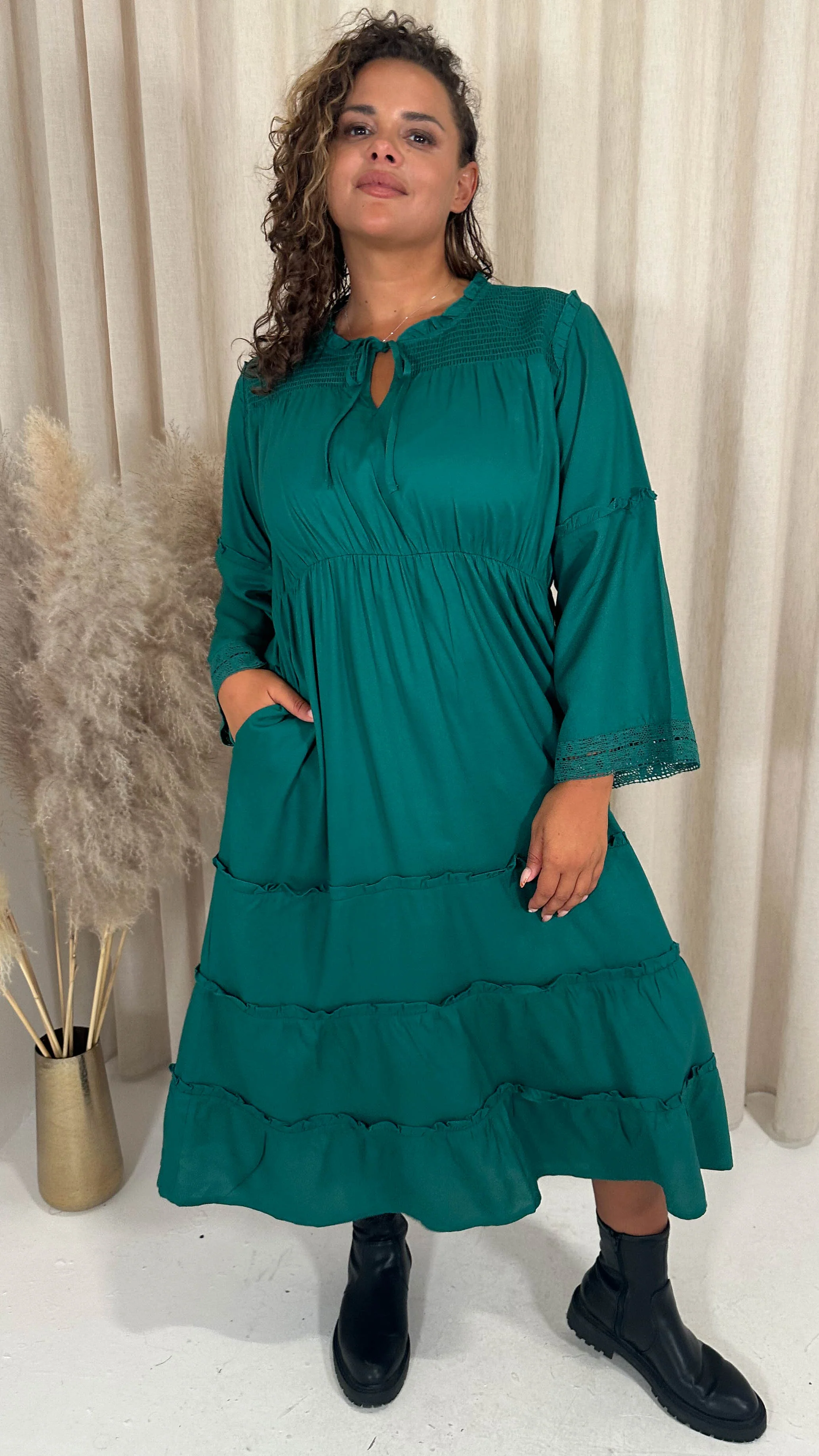 CurveWow Tie Front Tiered Maxi Dress Green - Image 4