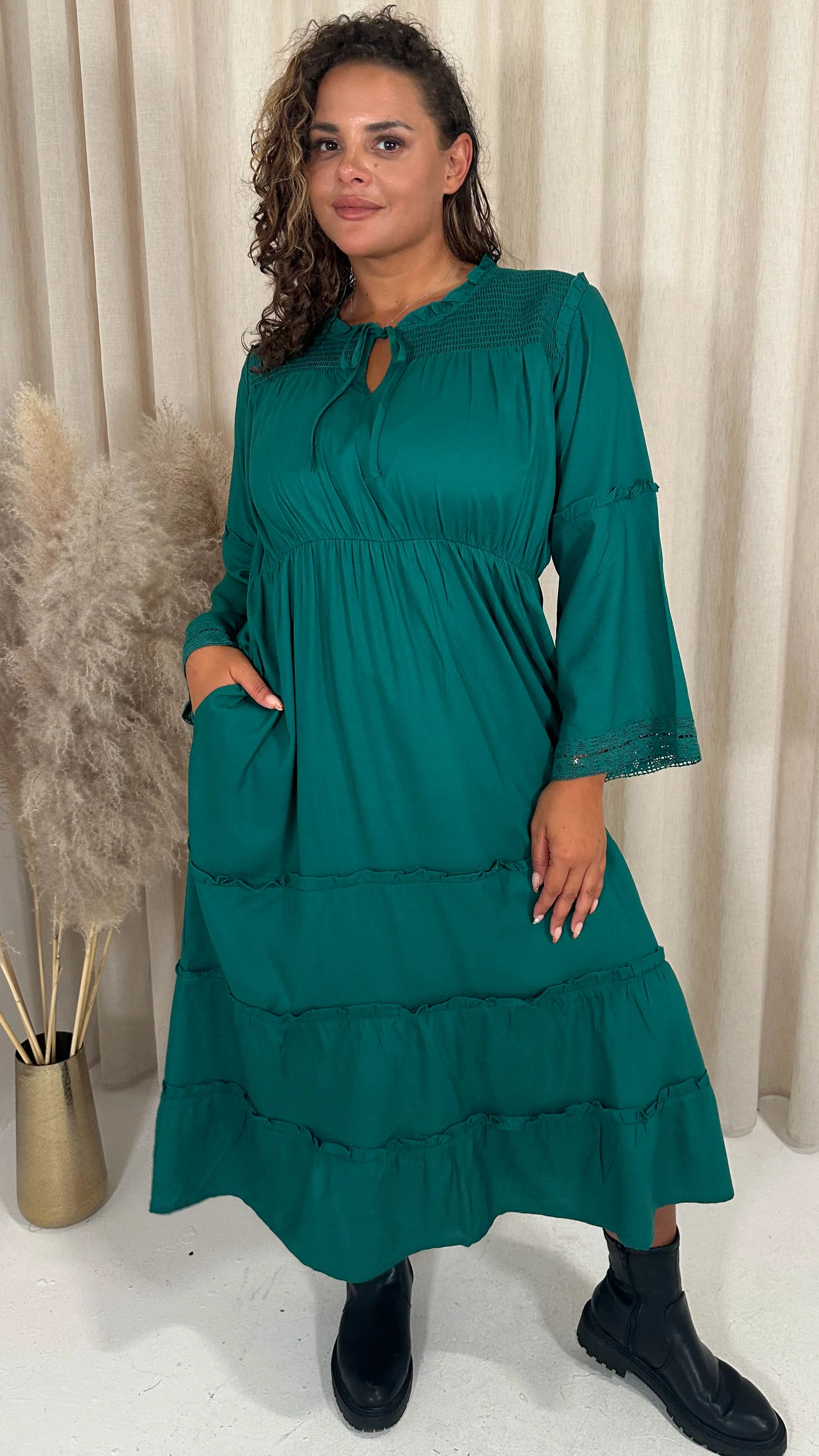 CurveWow Tie Front Tiered Maxi Dress Green - Image 5