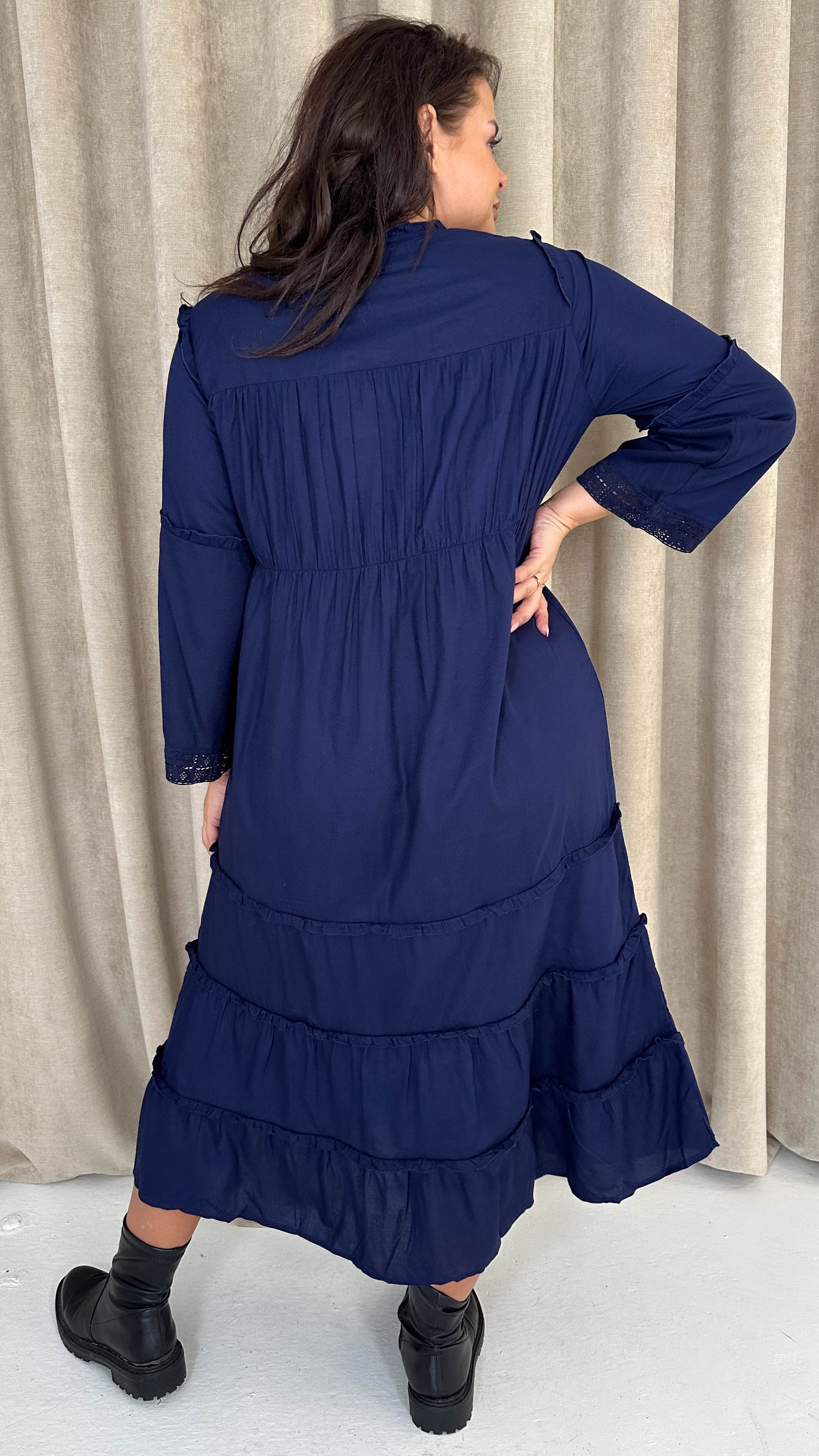 CurveWow Tie Front Tiered Maxi Dress Navy - Image 5