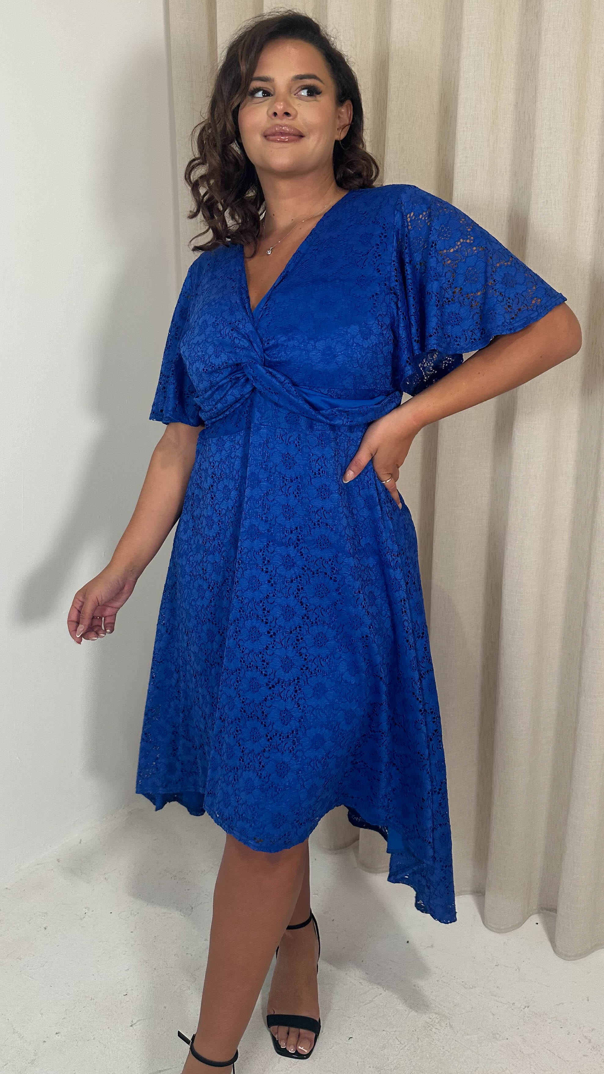 CurveWow Lace Dipped Hem Knot Front Dress Blue - Image 3