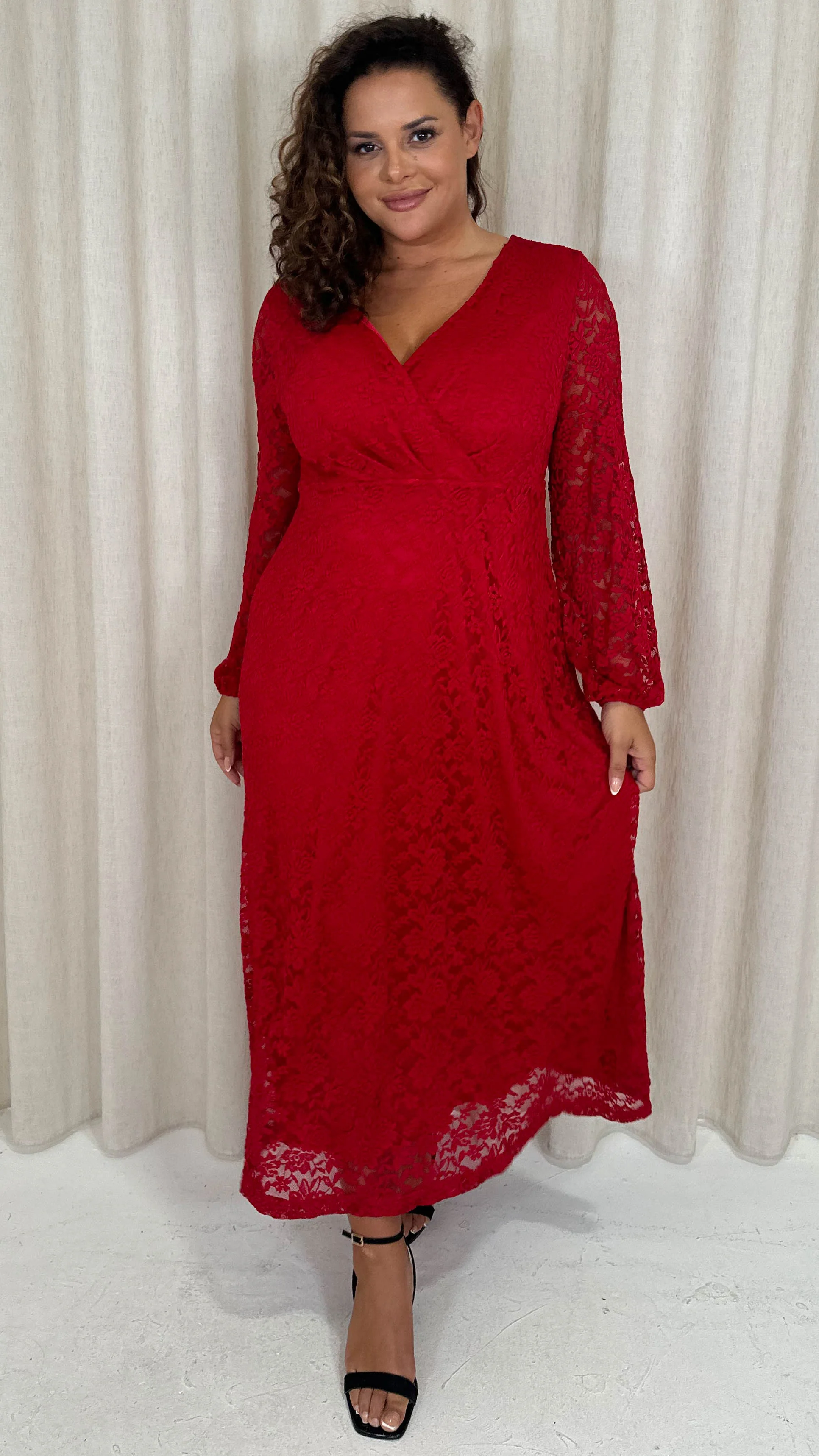 CurveWow Lace Plunge Maxi Dress Red - Image 3