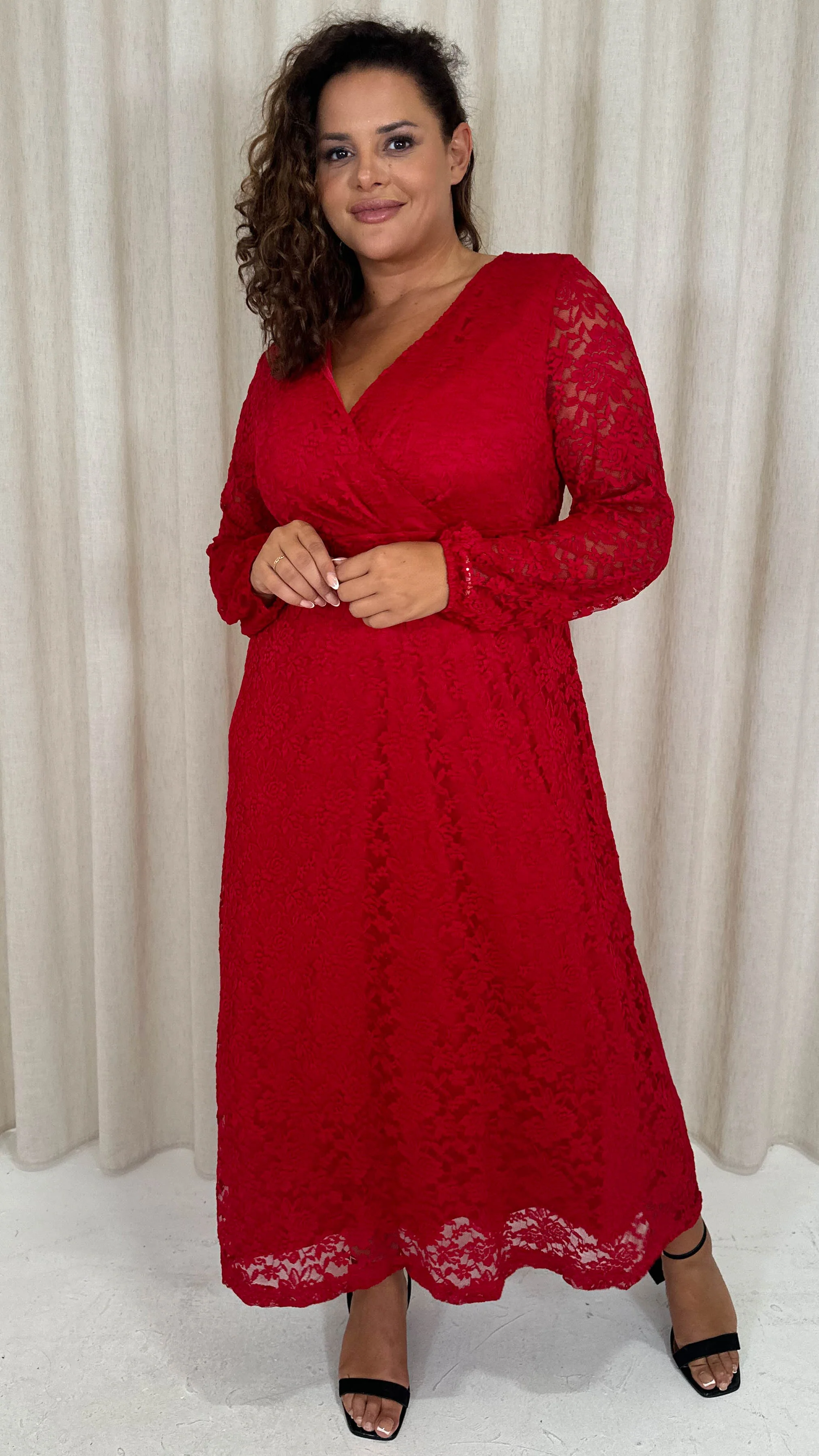 CurveWow Lace Plunge Maxi Dress Red - Image 4
