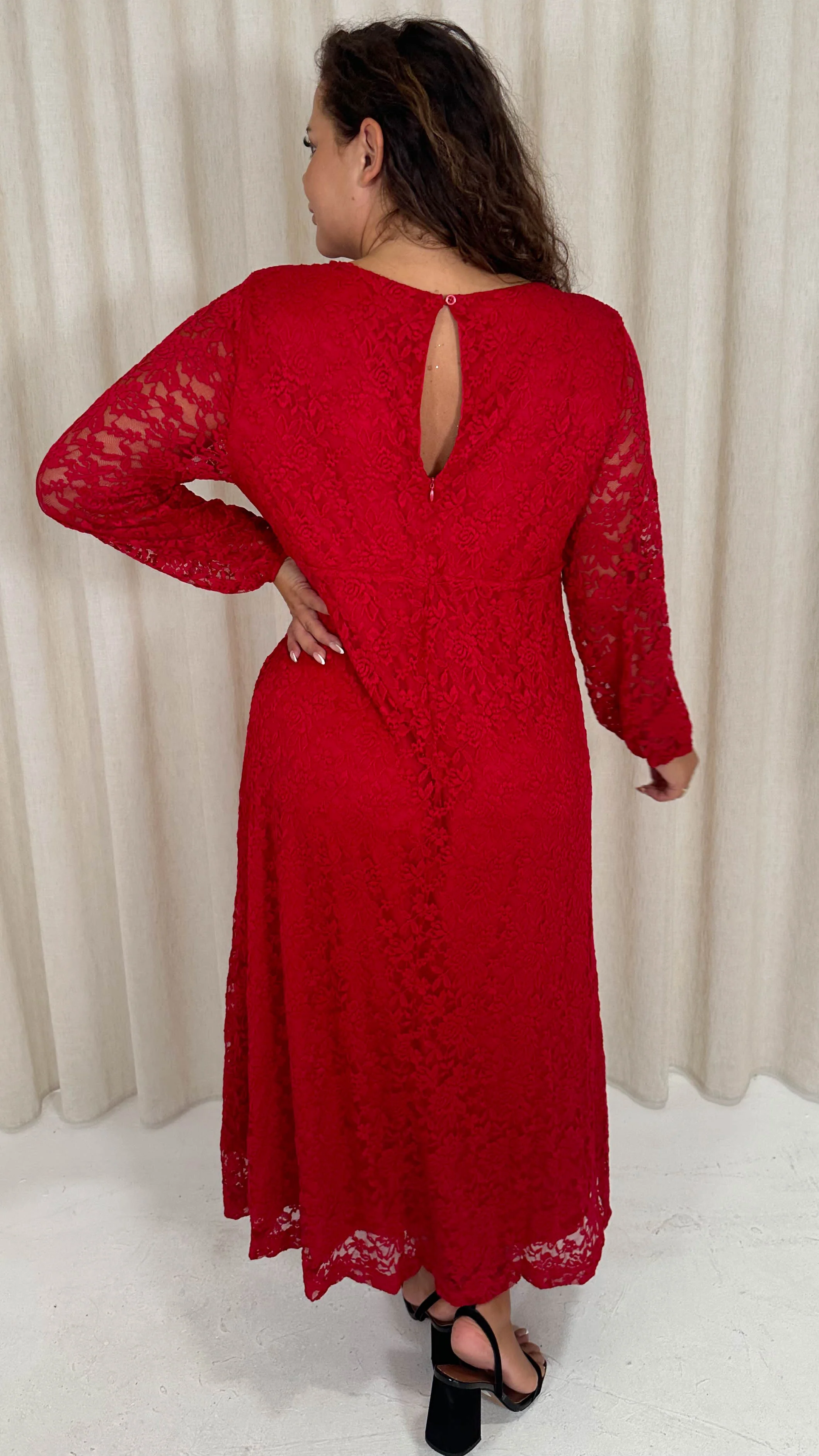 CurveWow Lace Plunge Maxi Dress Red - Image 6
