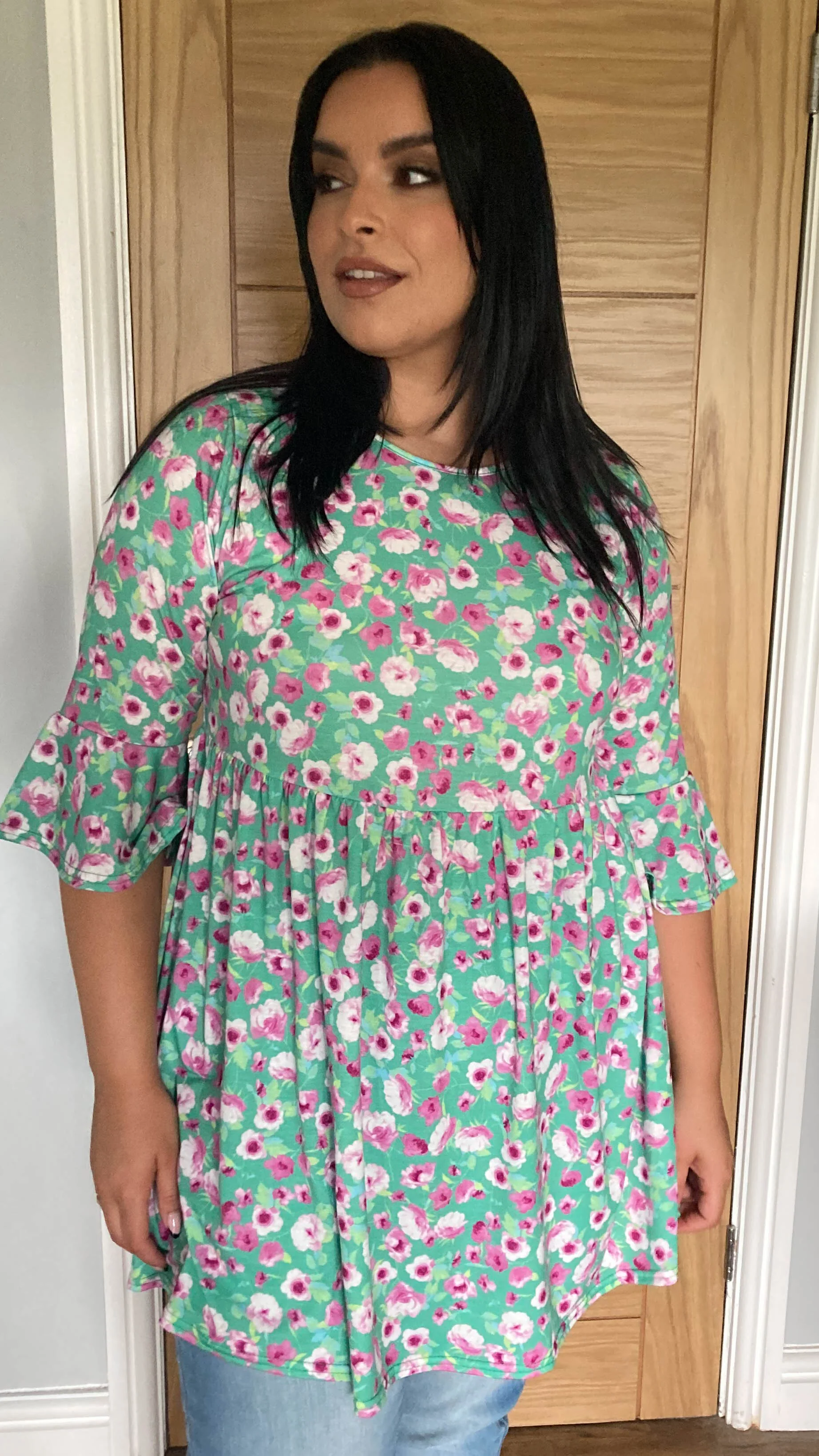CurveWow Longline Smock Top Green Floral - Image 3
