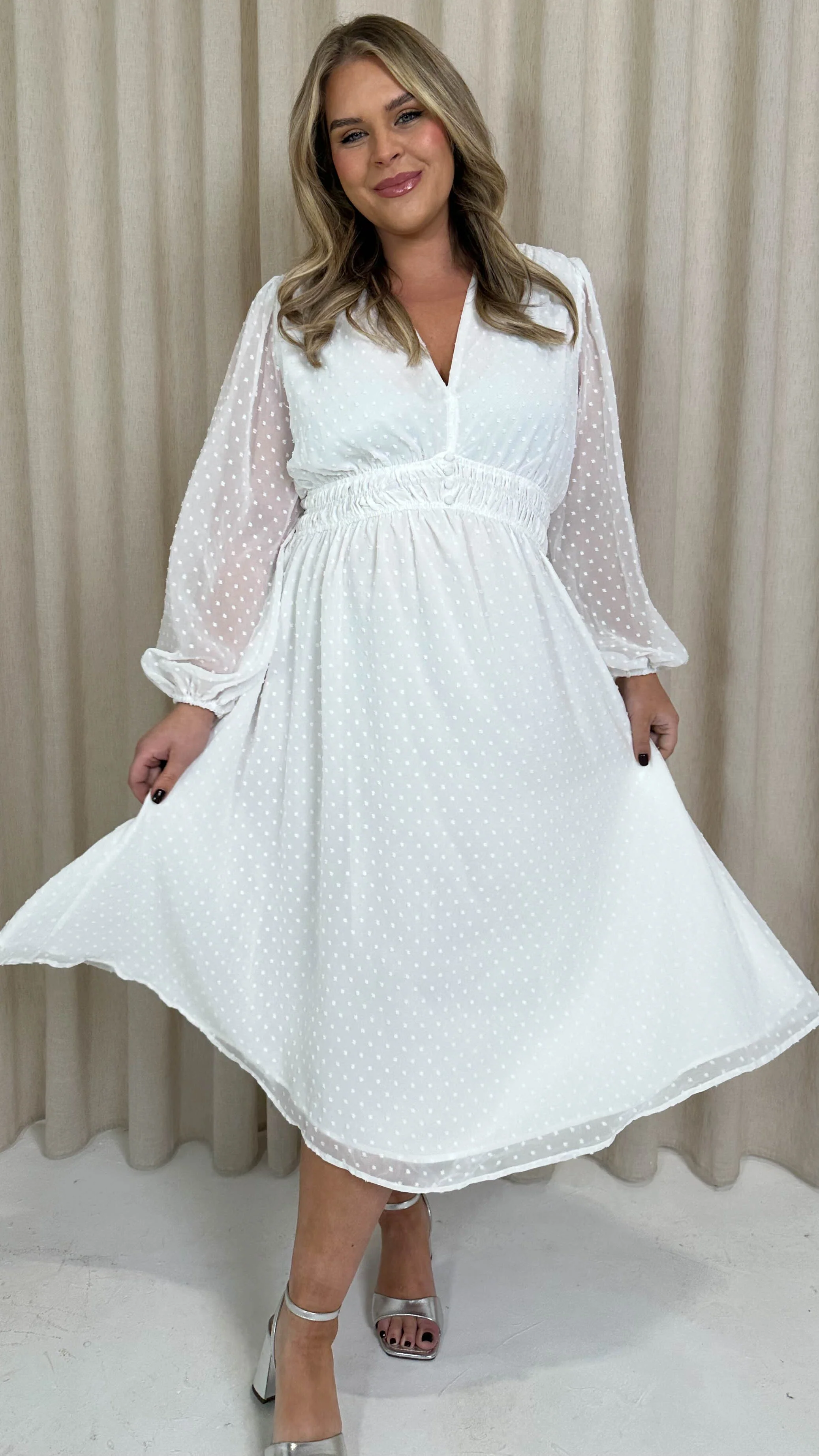 CurveWow Dobby Shirred Bodice Midi Dress White - Image 6