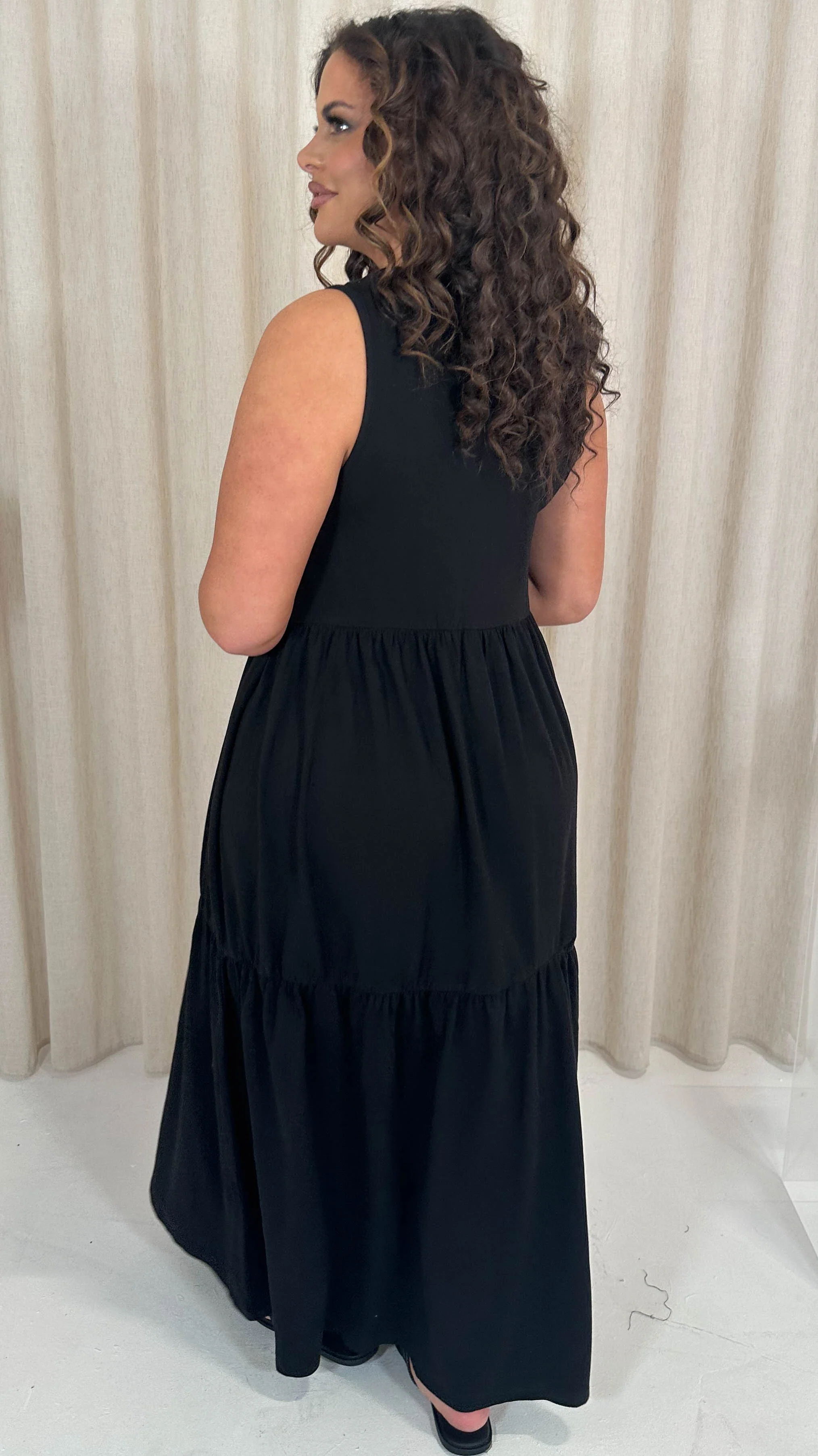 CurveWow Basic Maxi Tiered Dress Black - Image 6