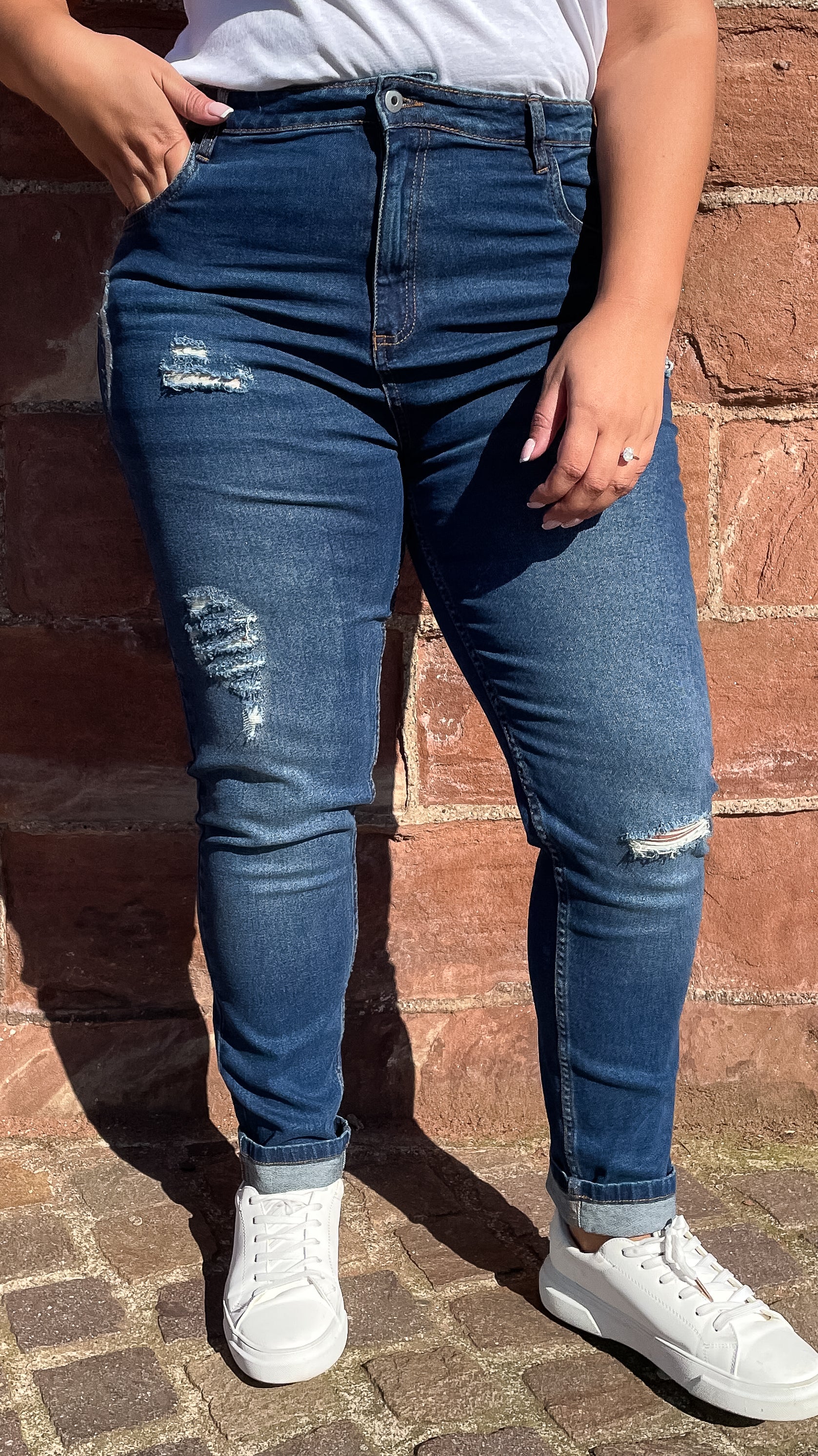 CurveWow Mom Jeans Mid Wash -Long - Image 7