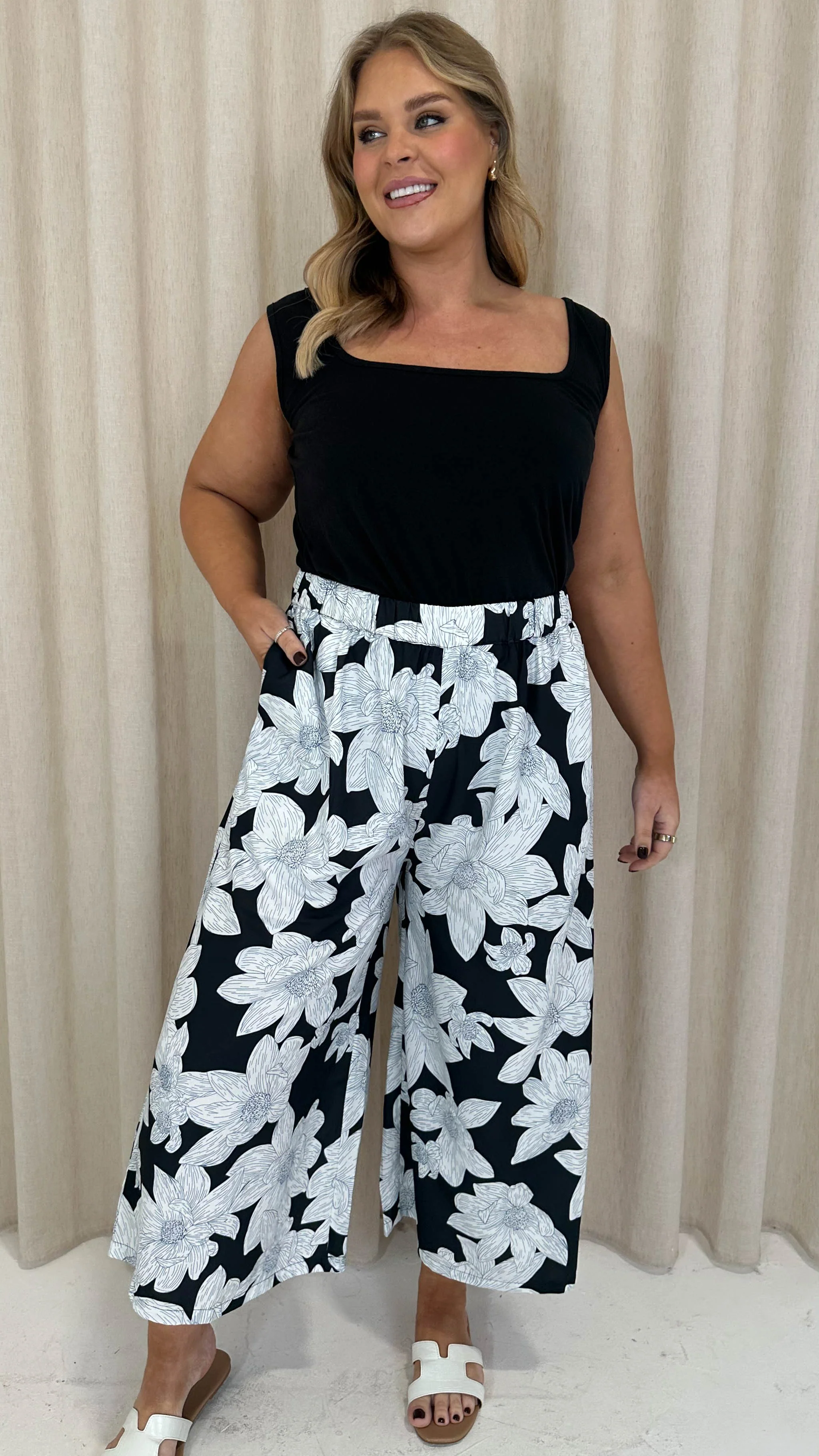 CurveWow Mono Printed Wide Leg Trouser Floral - Image 5