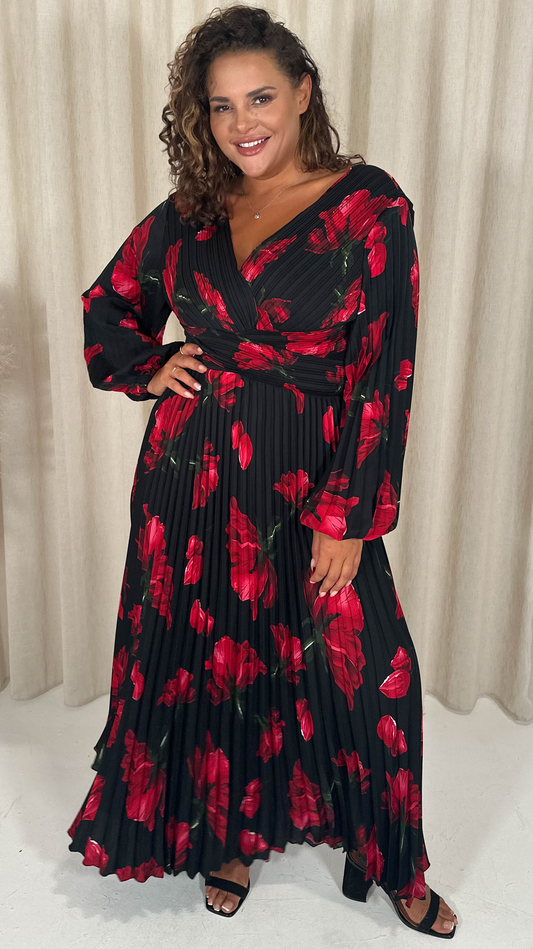 CurveWow Pleated Wrap Maxi Dress Black and Red Floral - Image 6