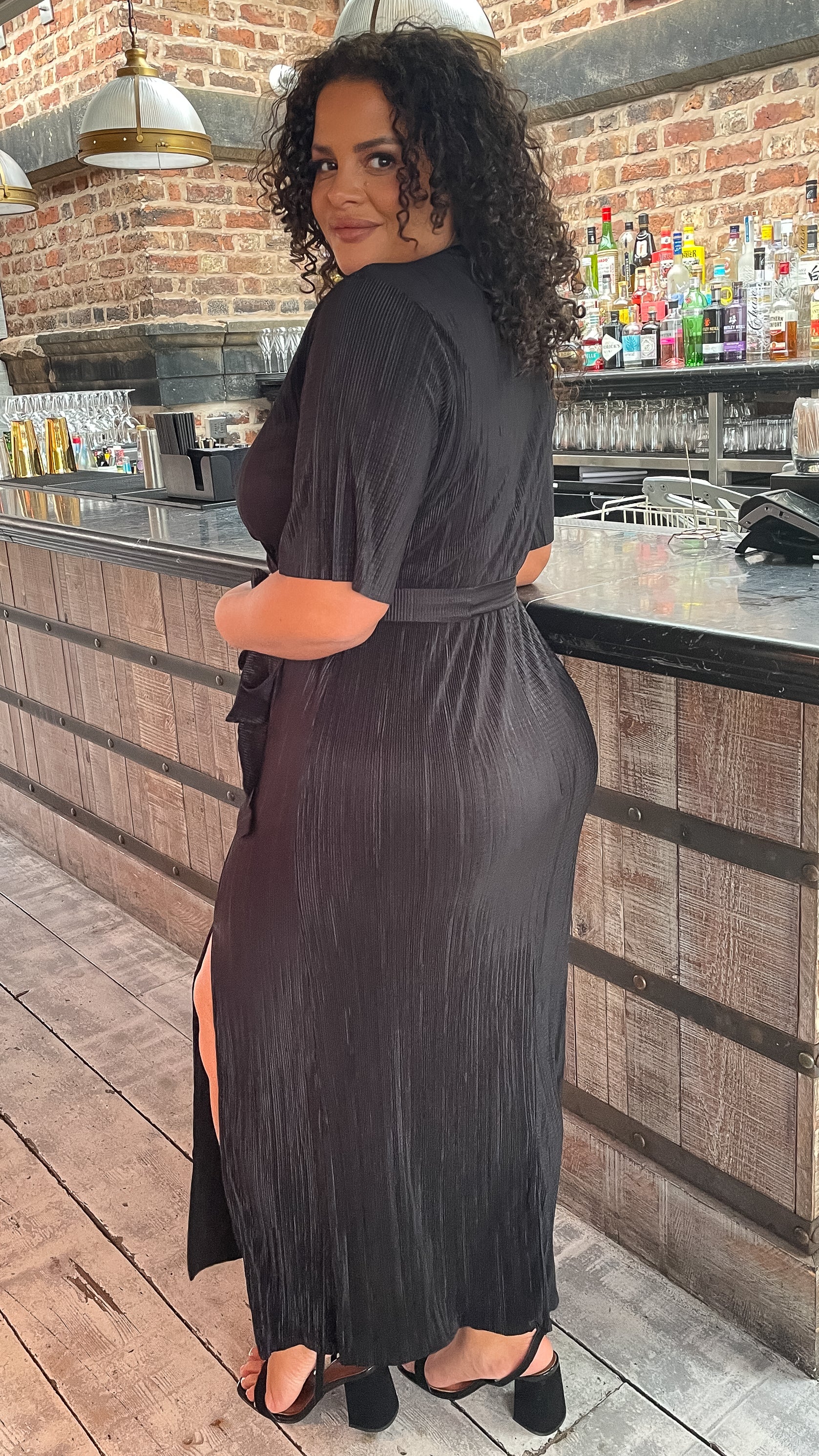 CurveWow Plisse Wrap Maxi Dress Black - Image 4