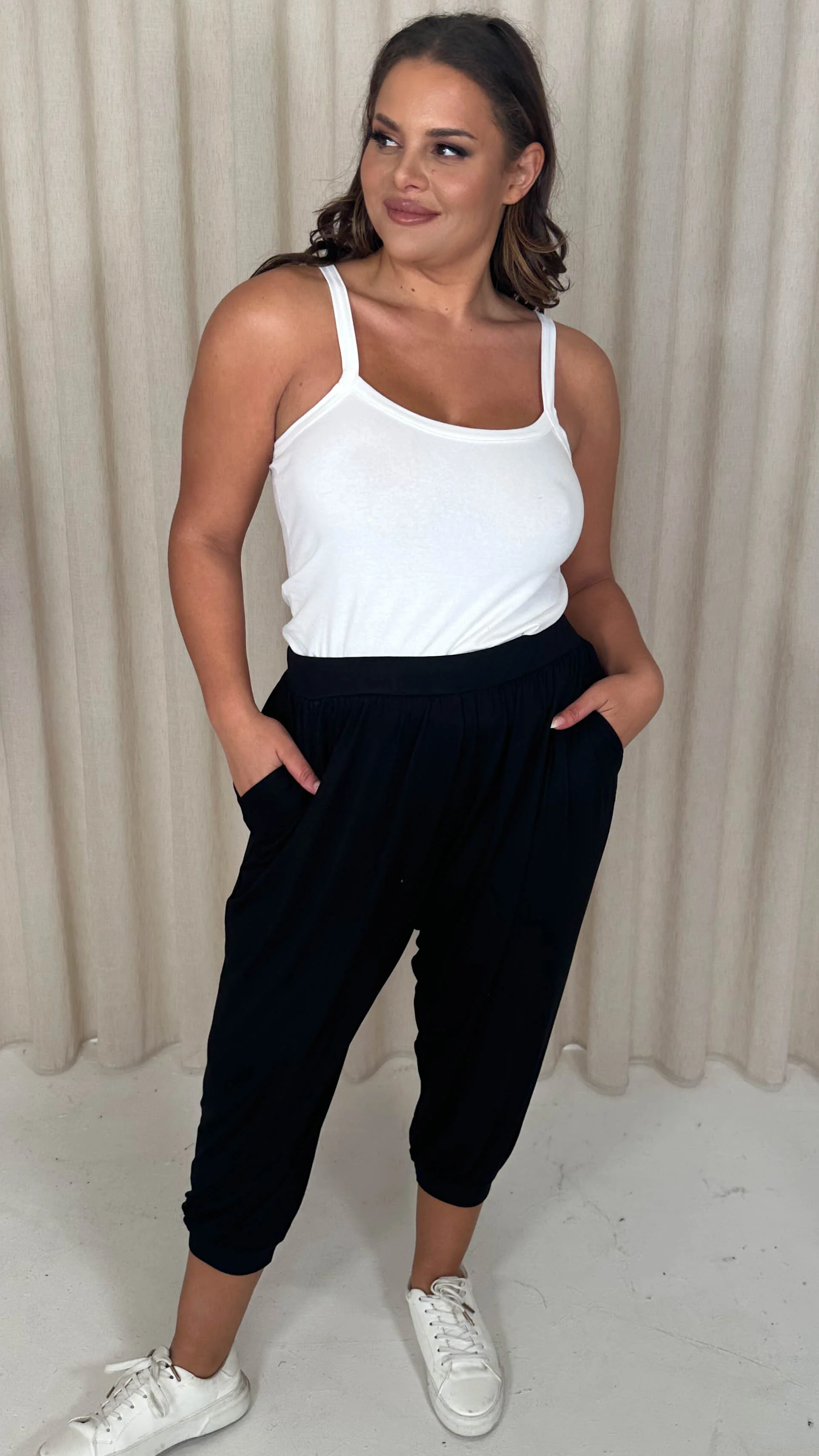 CurveWow Pocket Harem Trouser Black - Image 4