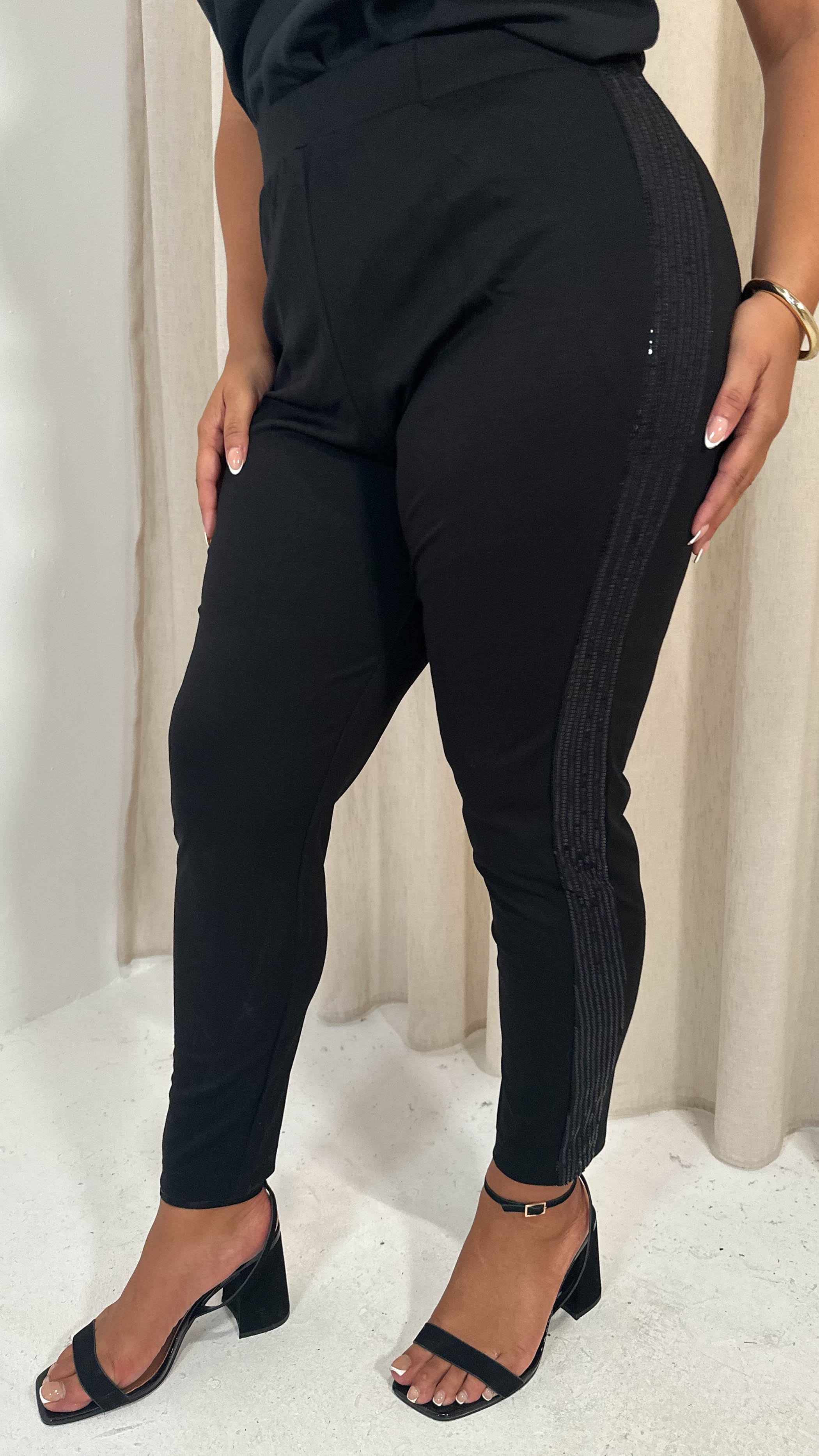 CurveWow Ponte Sequin Leggings Black - Image 4