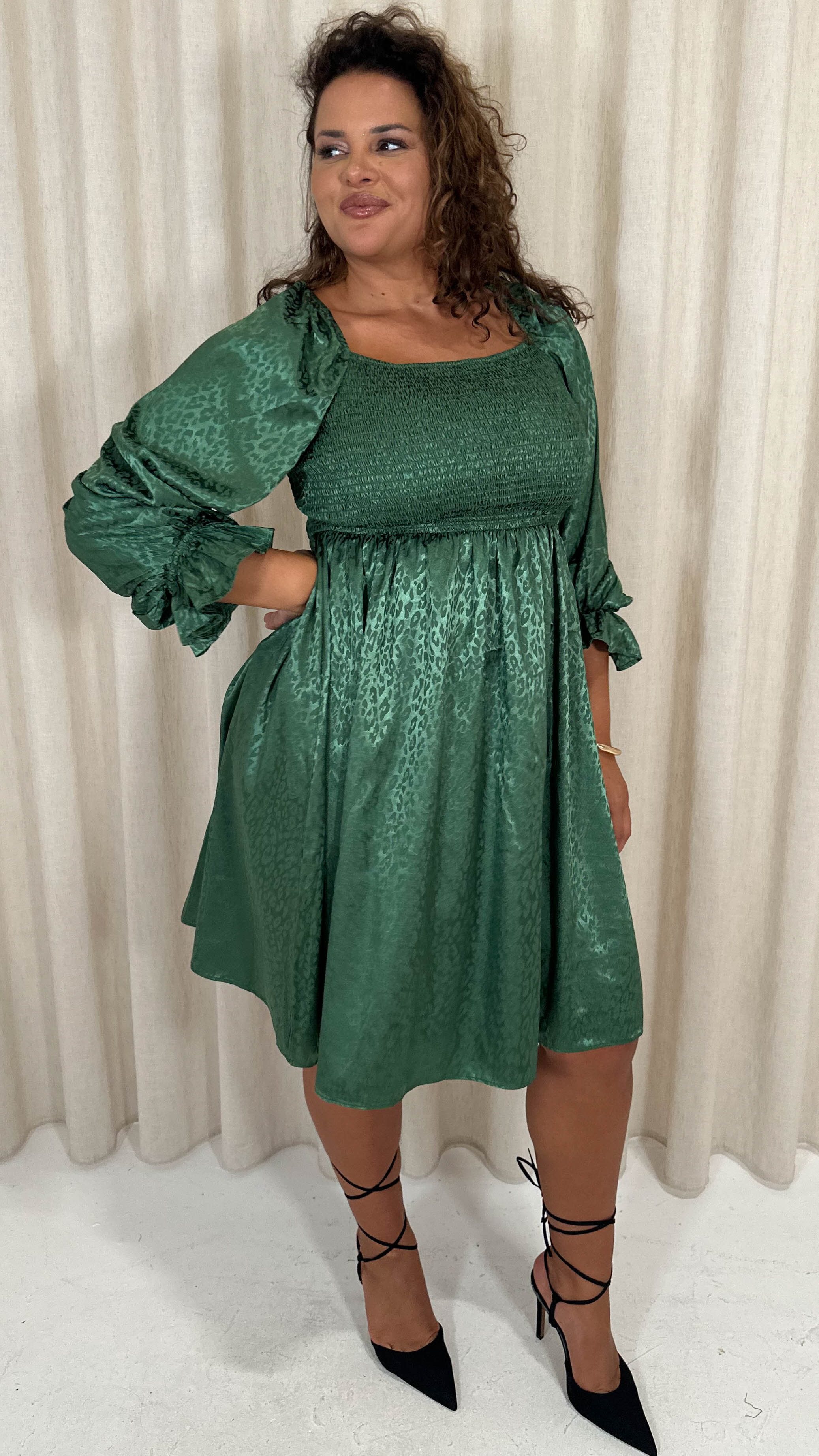CurveWow Printed Satin Shirred Top Mini Dress Forest Green - Image 8