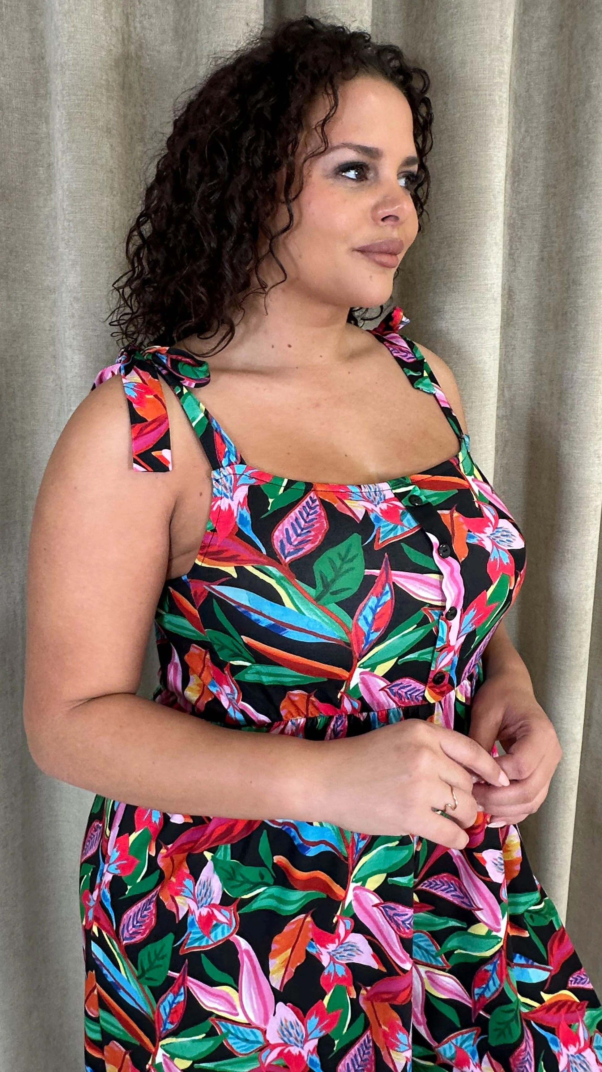 CurveWow Printed Tie Strappy Culotte Jumpsuit Black Multi Leaf - Image 8