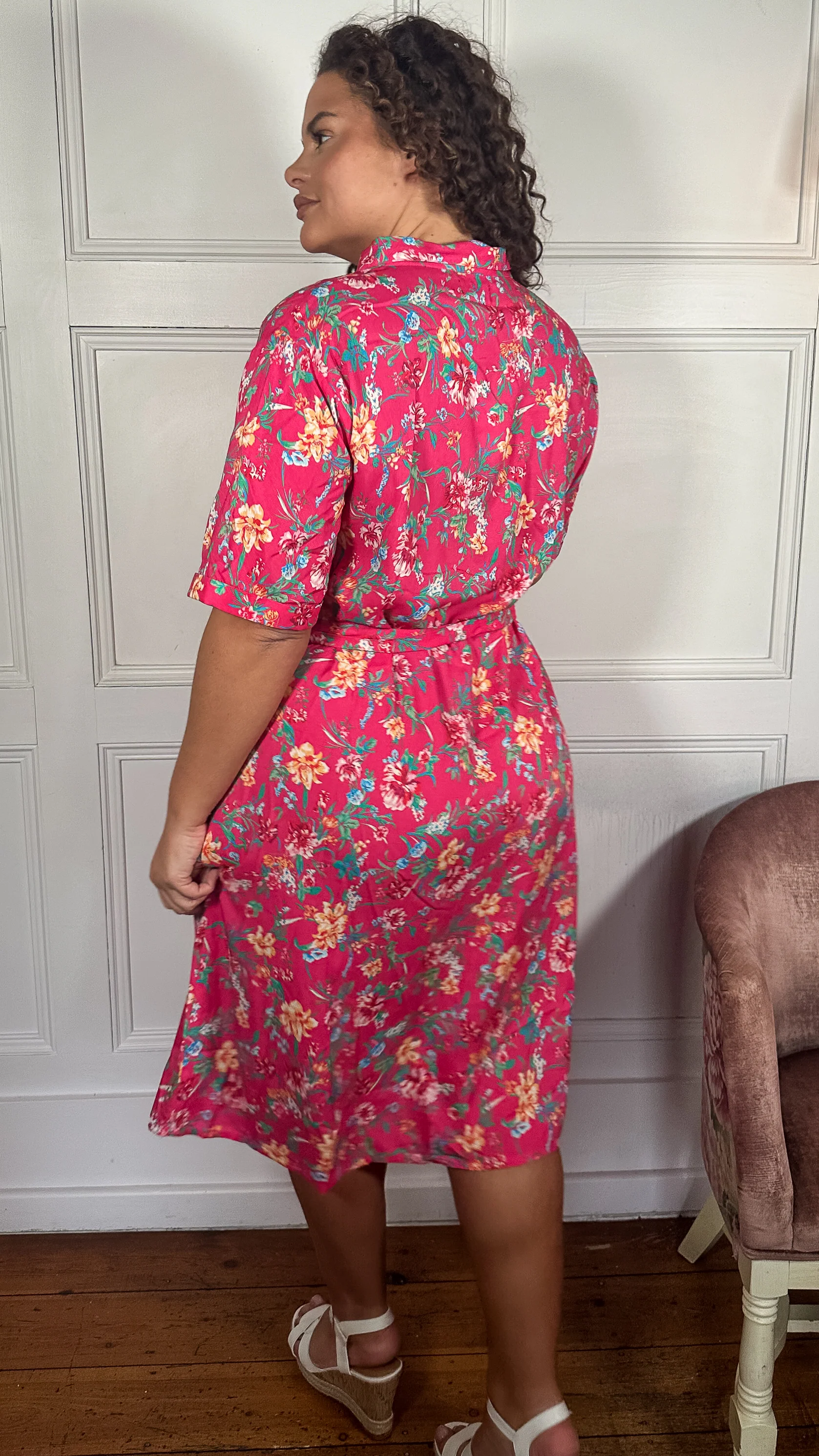 CurveWow Tie Waist Midi Shirt Dress Fuchsia Floral - Image 7