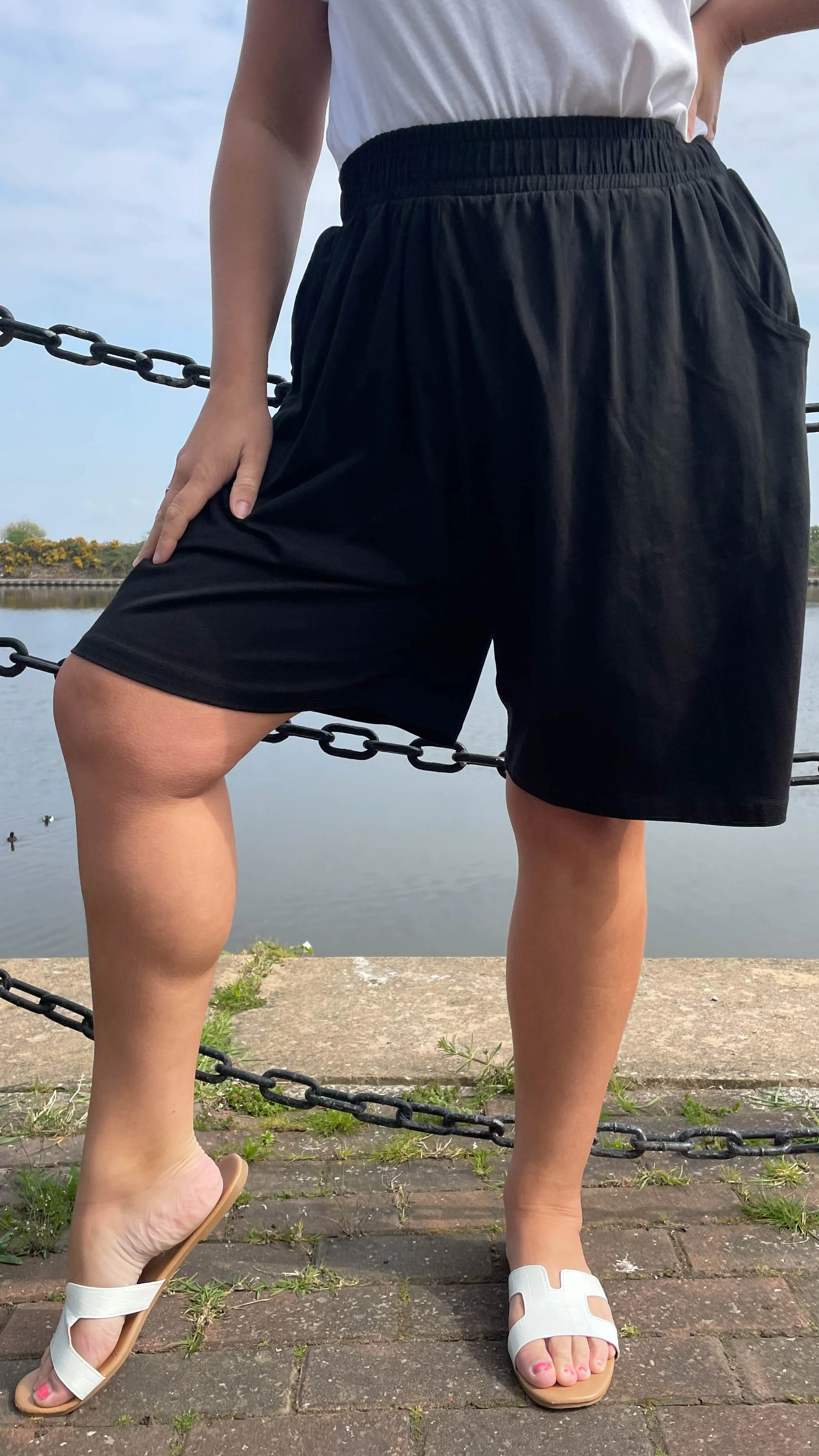 CurveWow Pull On Shorts Black
